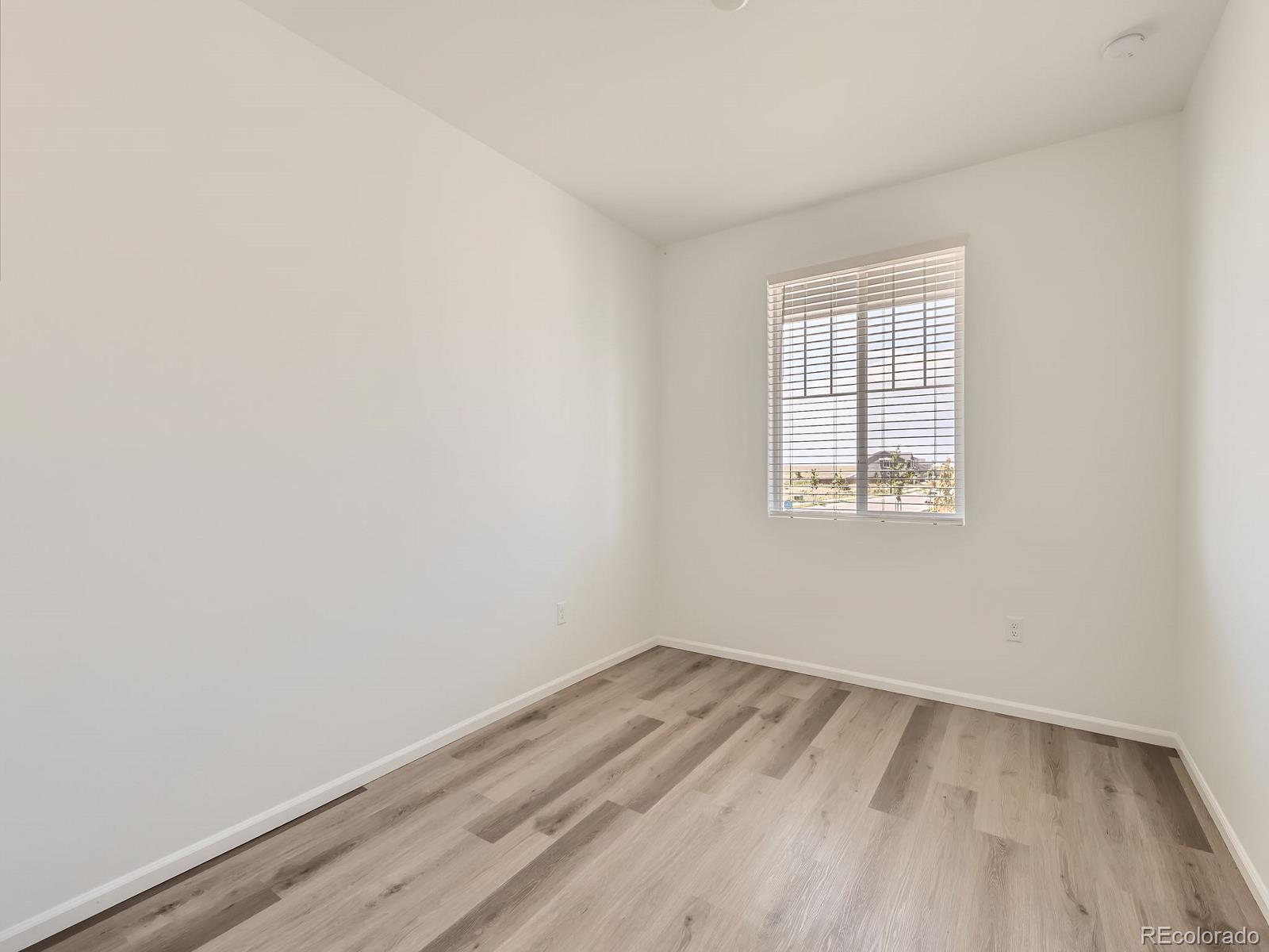 MLS Image #17 for 9054  truckee court,commerce city, Colorado