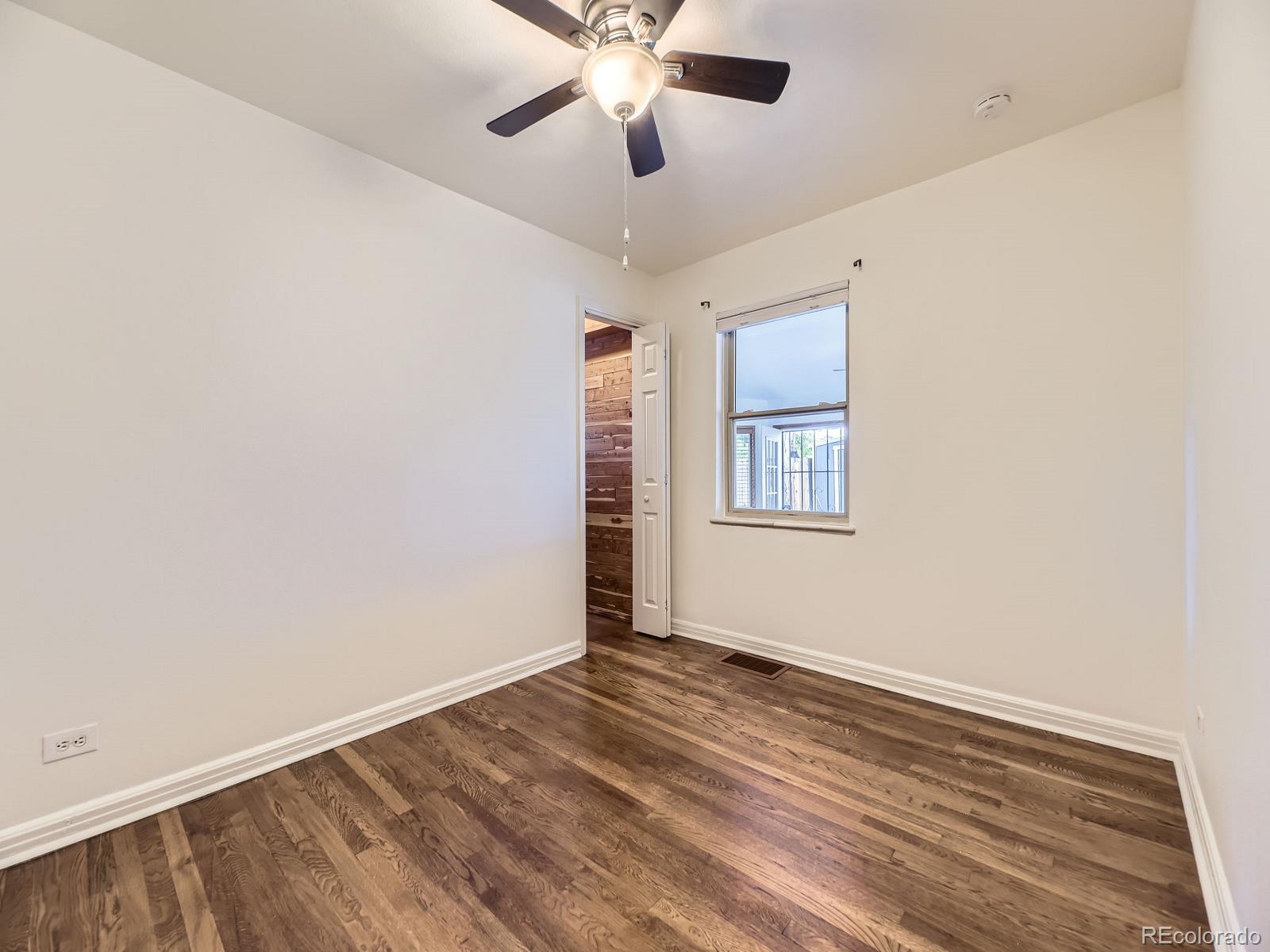 MLS Image #10 for 2102 s pearl street,denver, Colorado