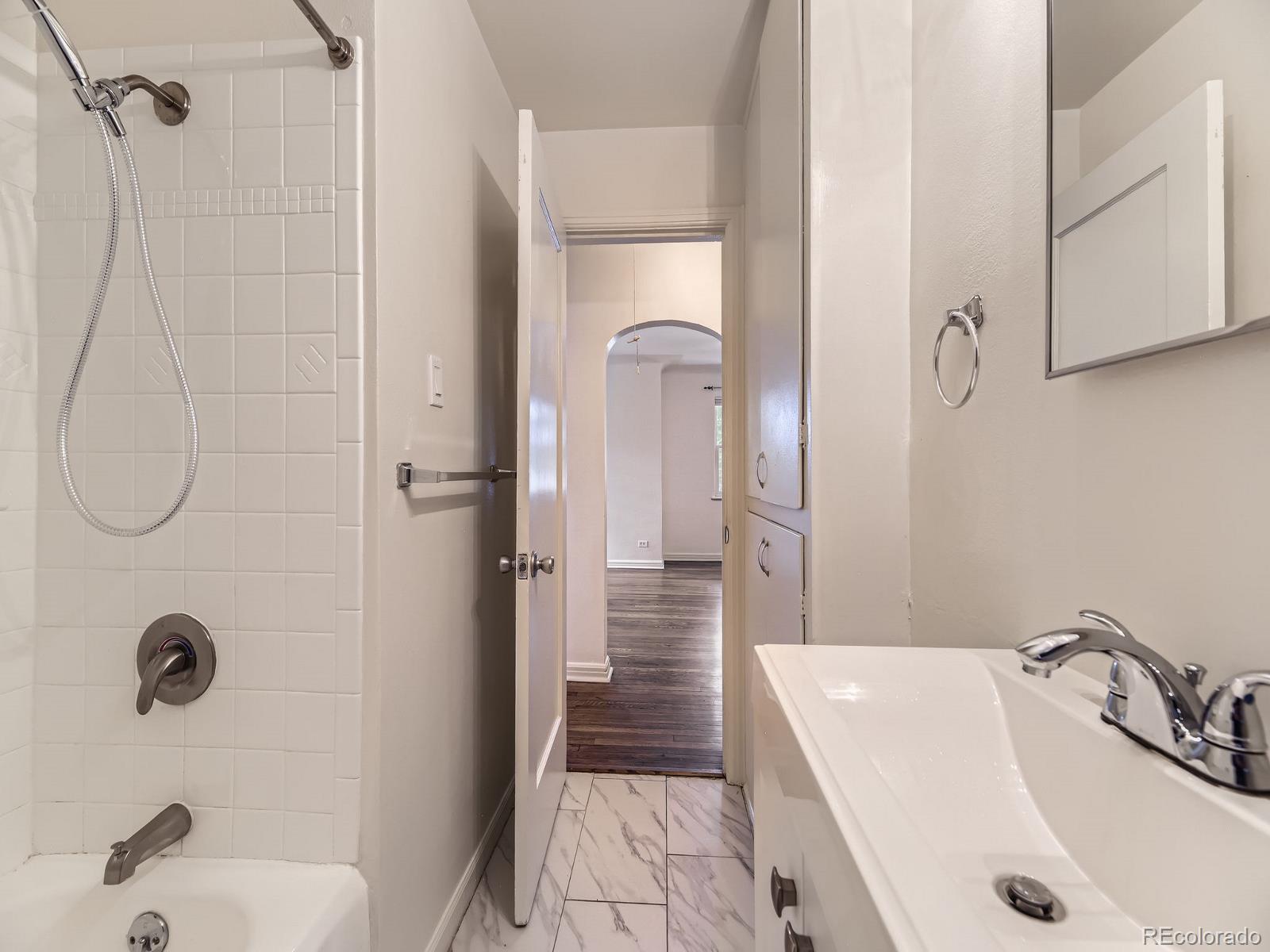 MLS Image #12 for 2102 s pearl street,denver, Colorado