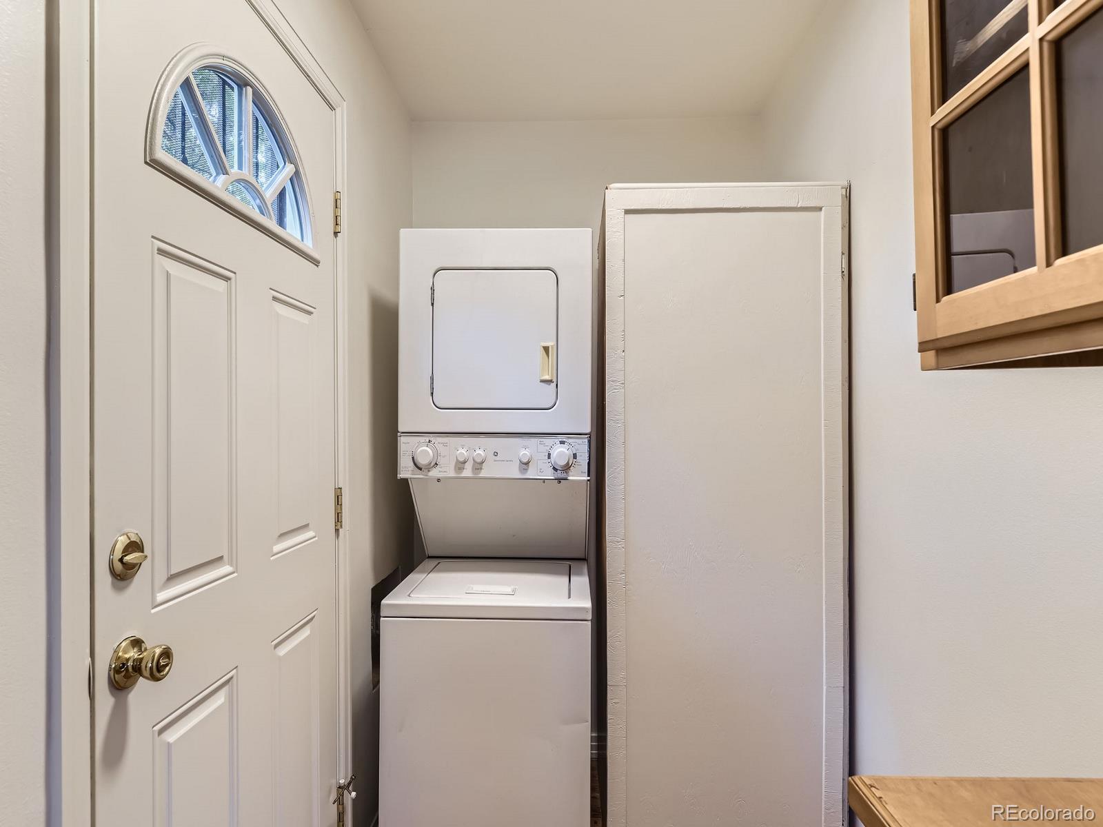 MLS Image #14 for 2102 s pearl street,denver, Colorado