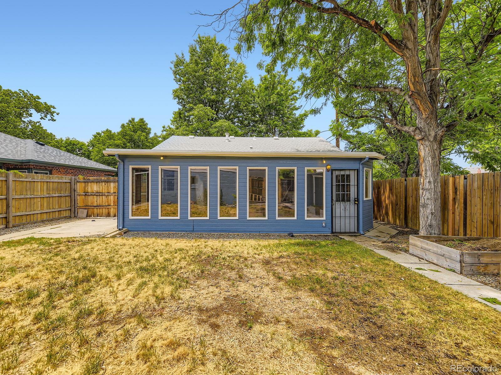 MLS Image #15 for 2102 s pearl street,denver, Colorado