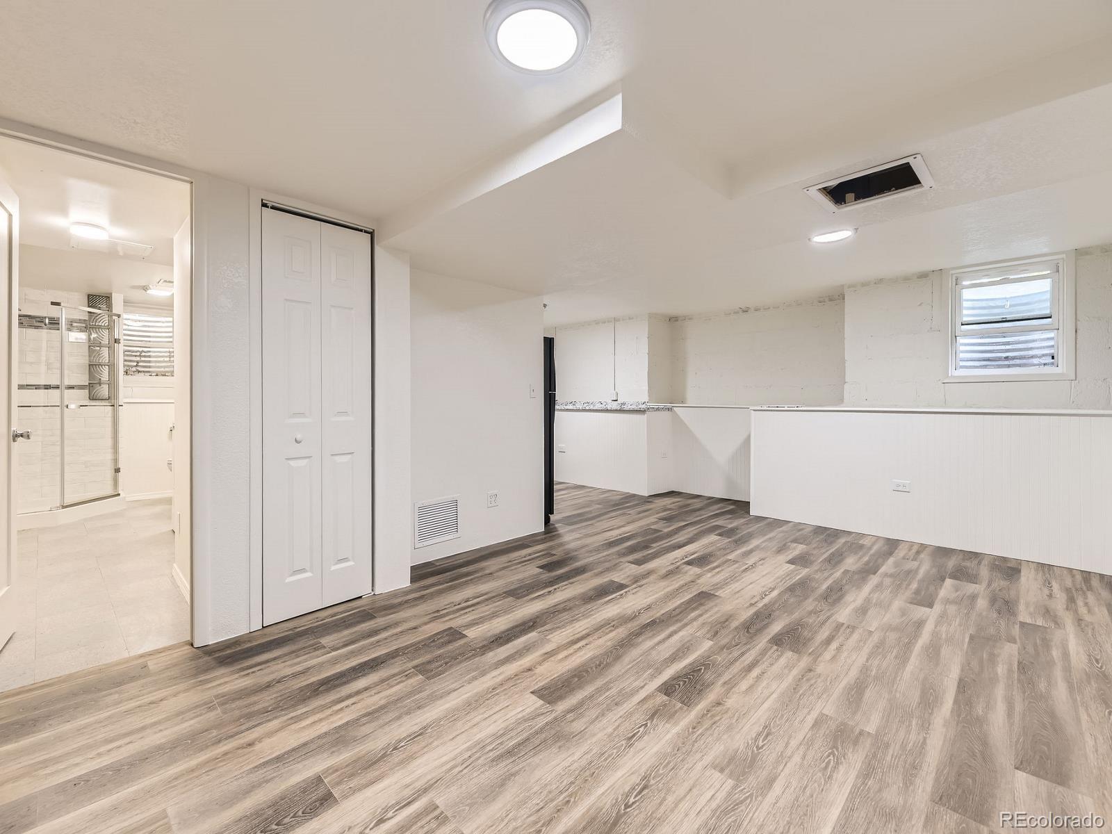 MLS Image #18 for 2102 s pearl street,denver, Colorado