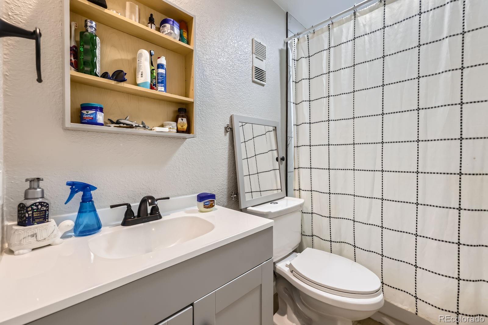 MLS Image #17 for 15047 e louisiana drive,aurora, Colorado