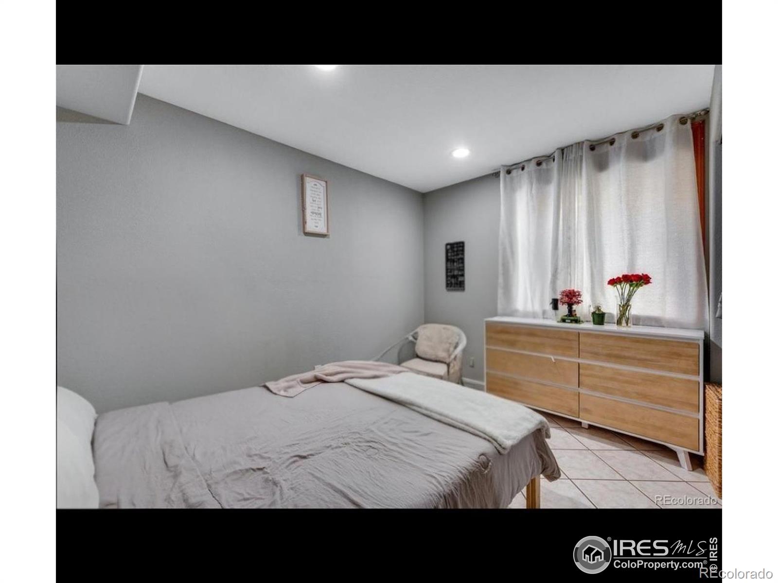MLS Image #16 for 5519  tucson street,denver, Colorado