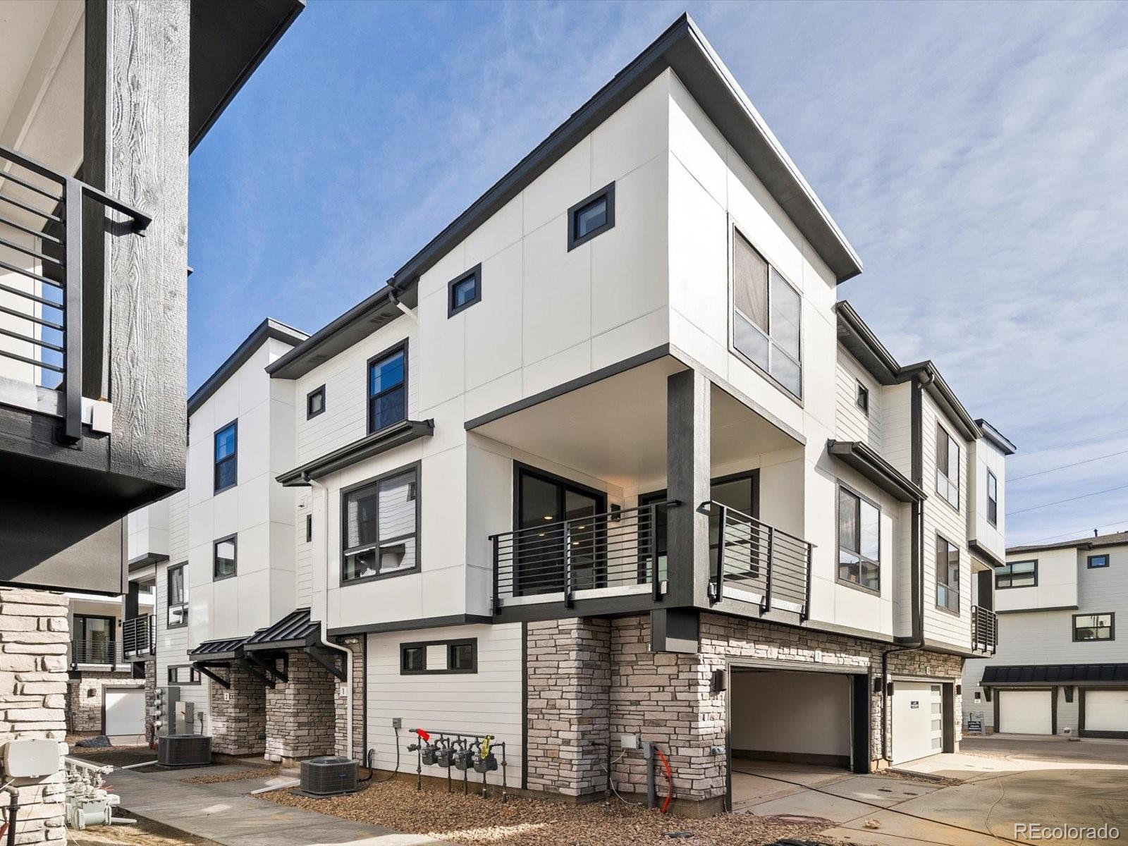 MLS Image #2 for 2050 s holly street,denver, Colorado