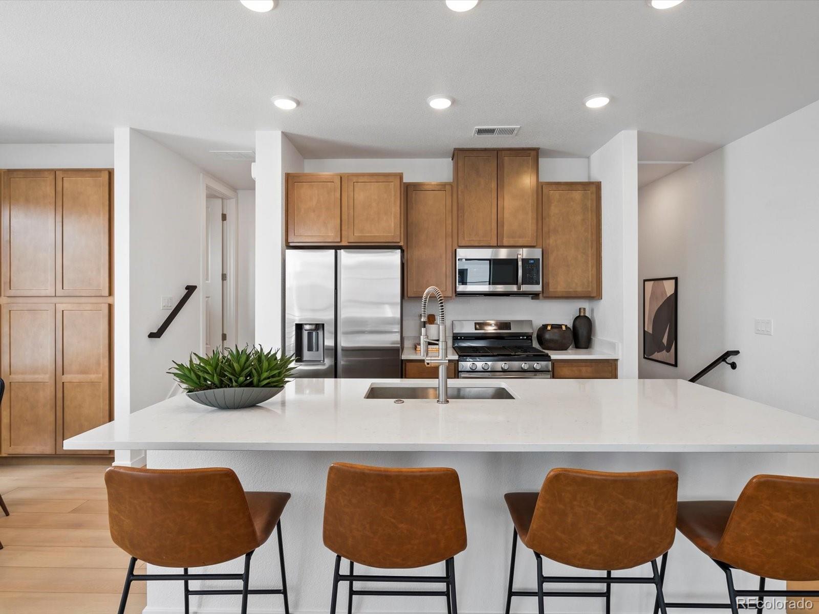 MLS Image #27 for 2050 s holly street,denver, Colorado