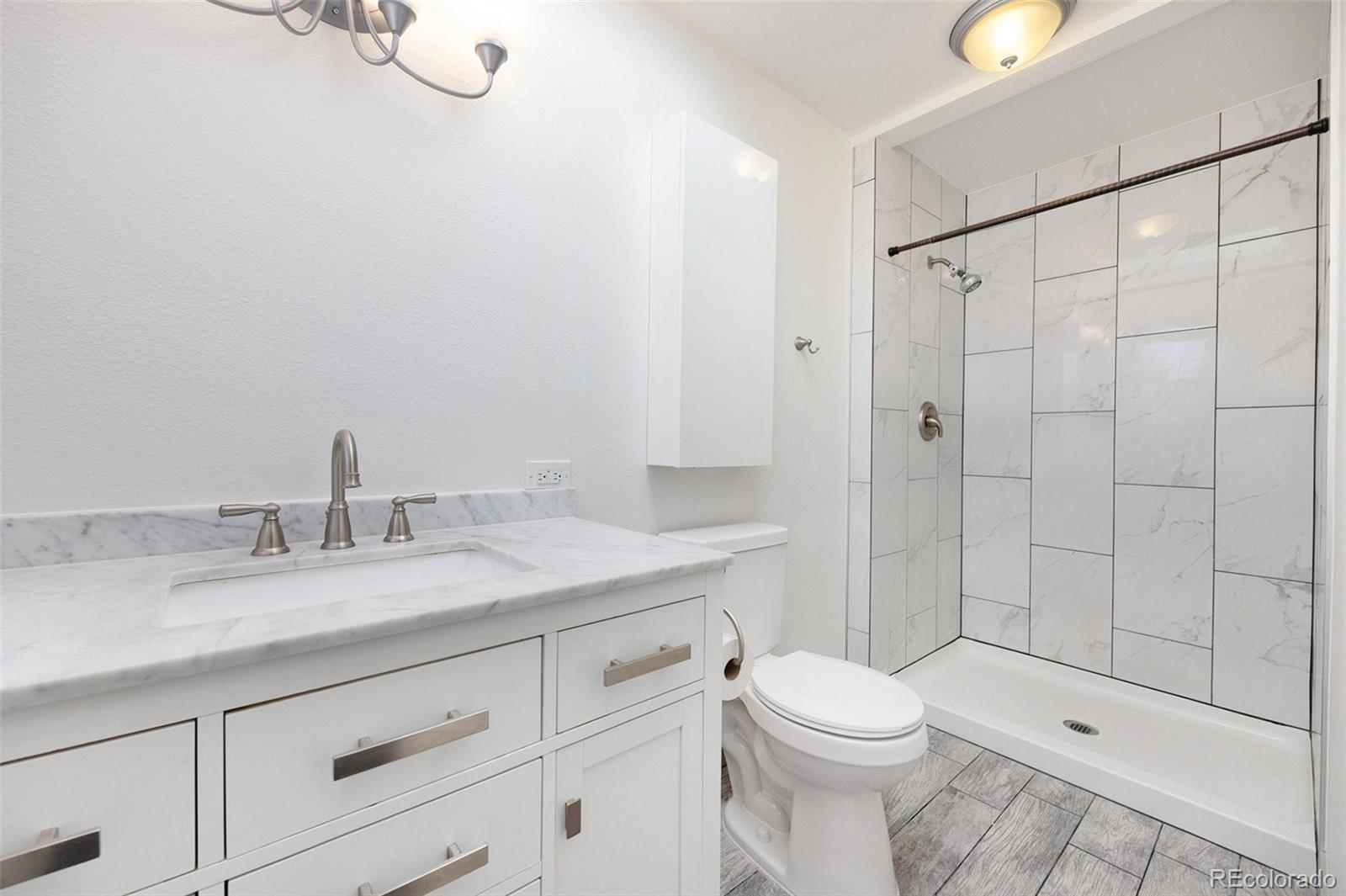 MLS Image #13 for 8721 e cornell drive,denver, Colorado