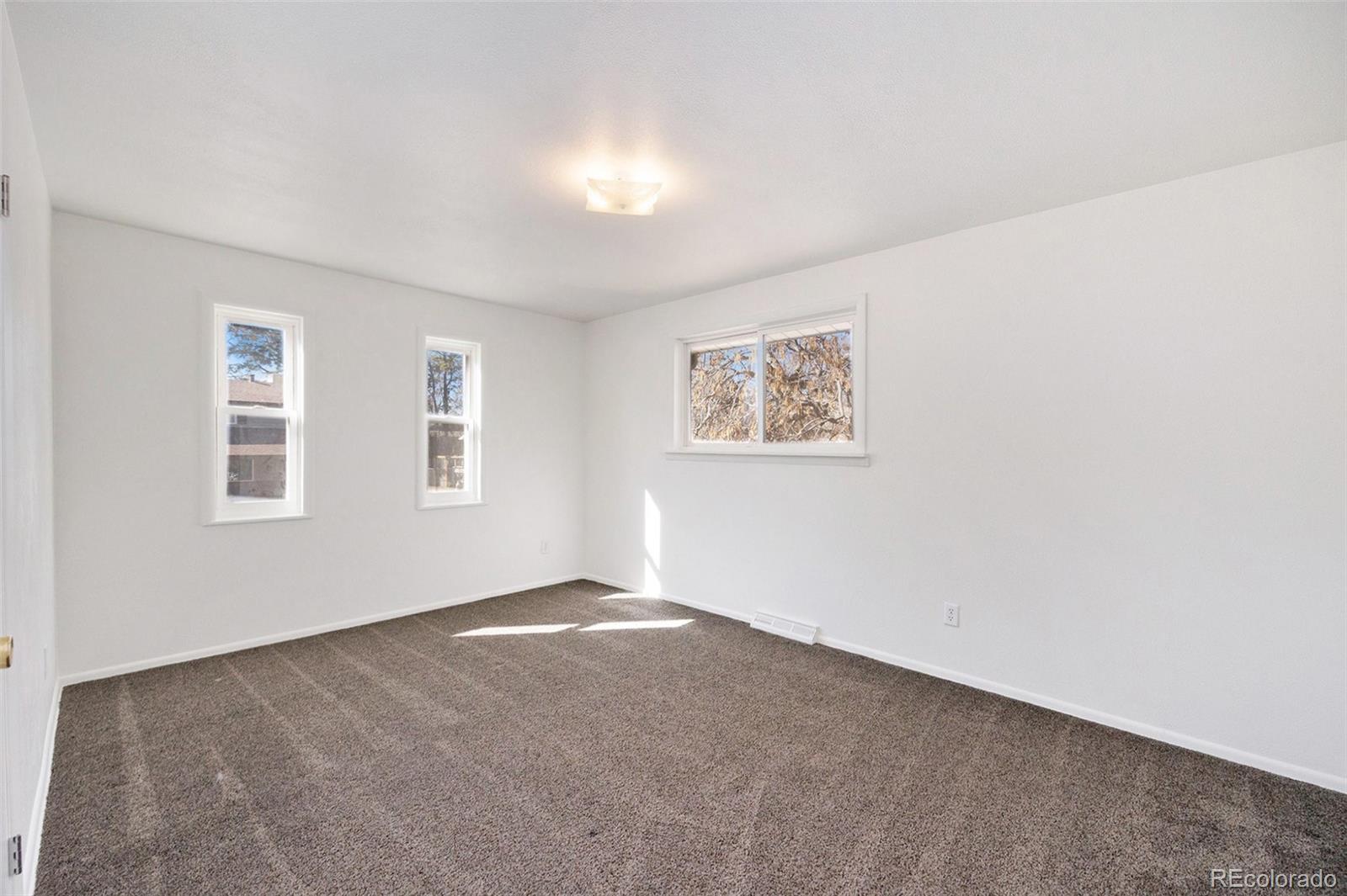 MLS Image #14 for 8721 e cornell drive,denver, Colorado