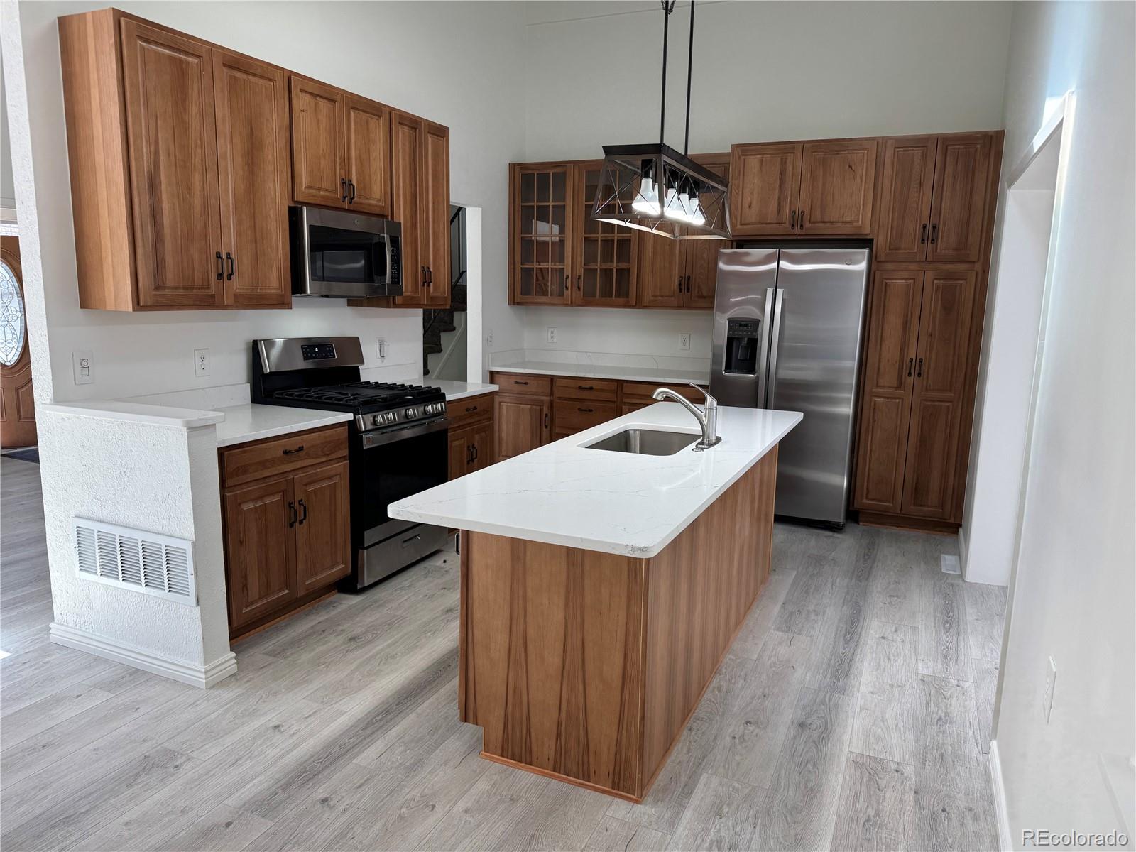 MLS Image #7 for 8721 e cornell drive,denver, Colorado