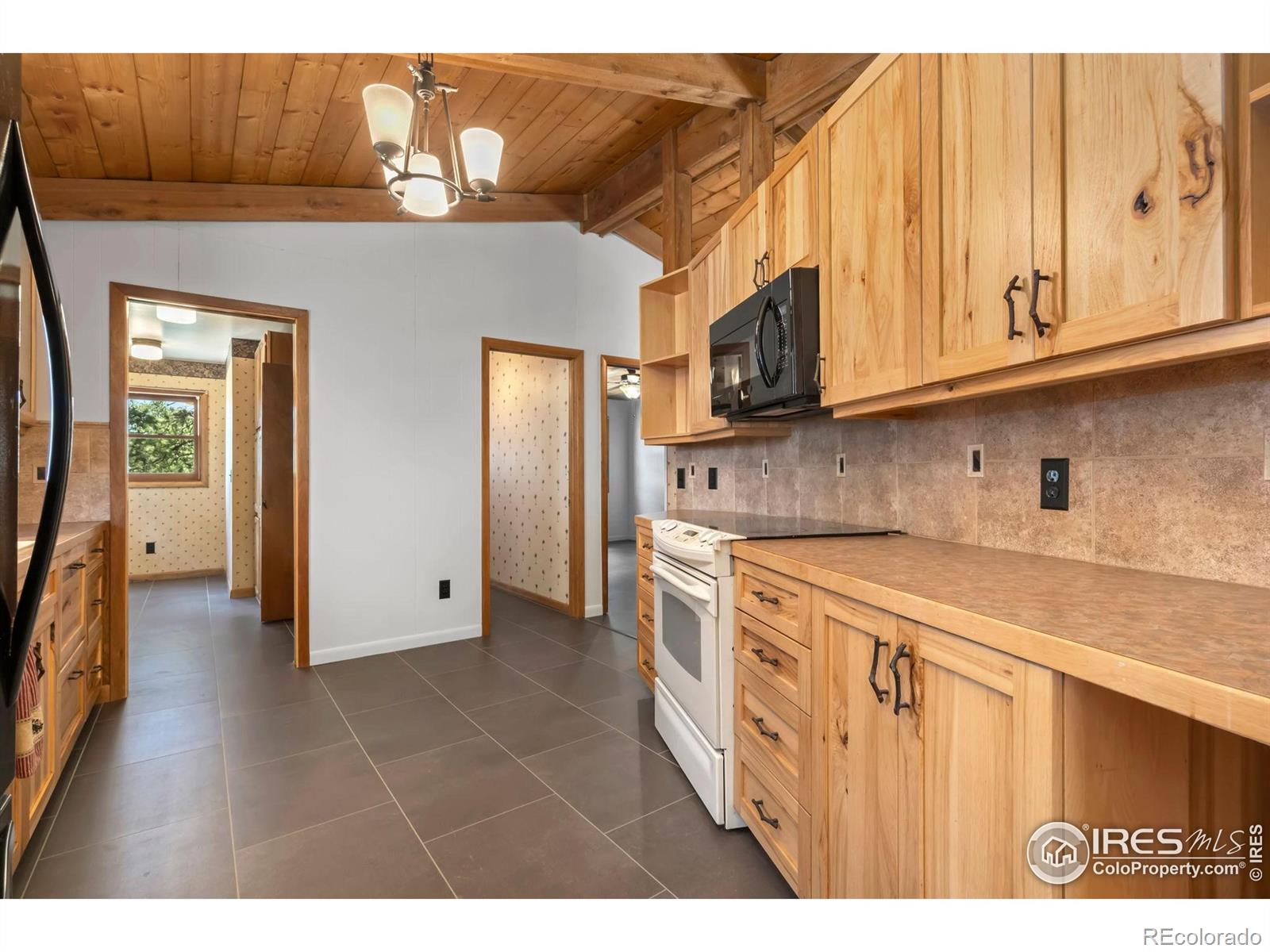 MLS Image #11 for 556  bald mountain drive,livermore, Colorado
