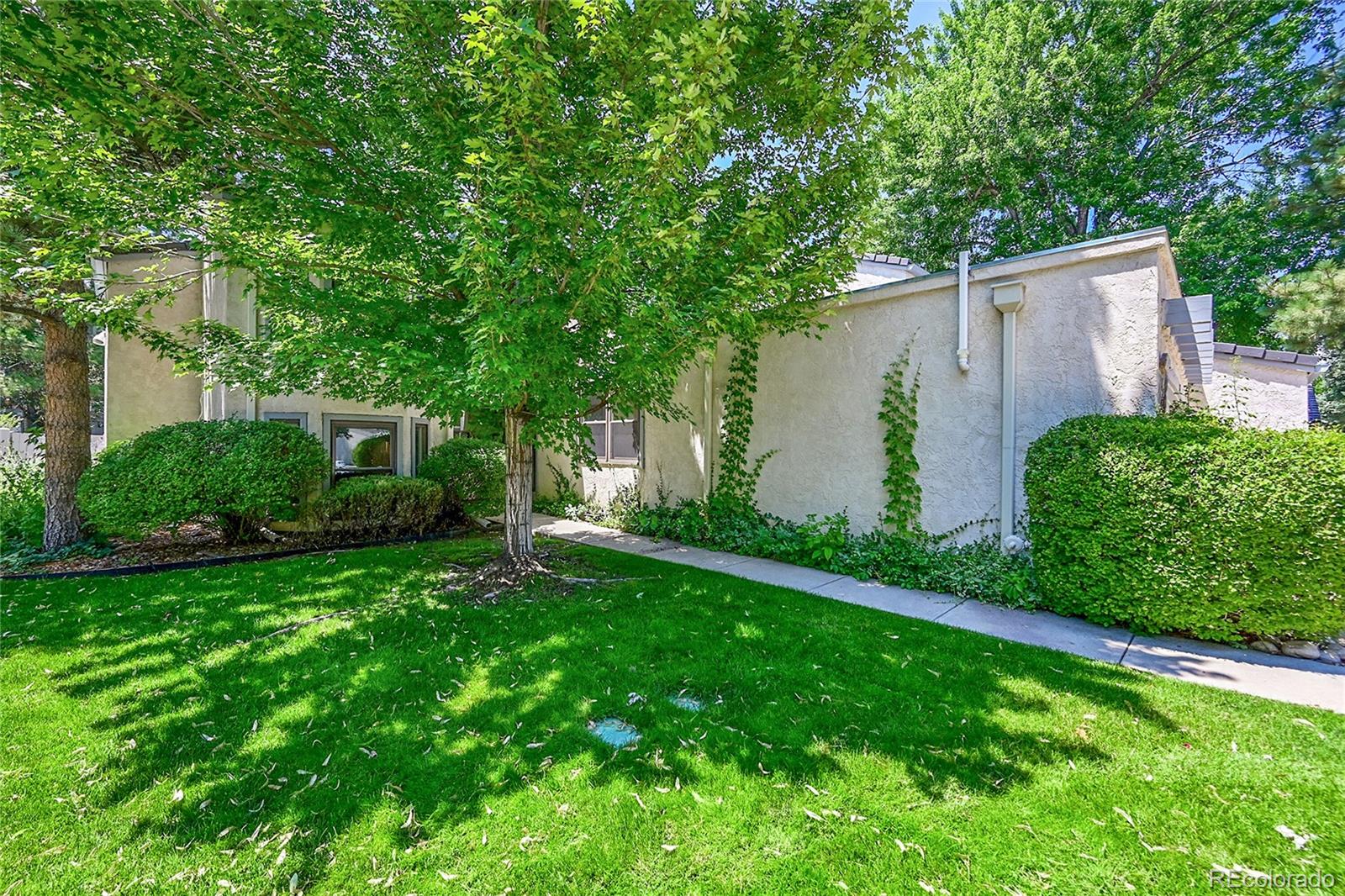 MLS Image #2 for 1655 s syracuse street,denver, Colorado