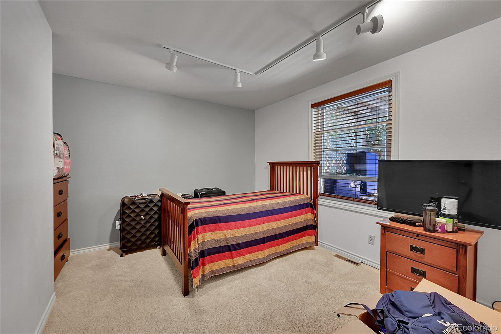 MLS Image #21 for 1655 s syracuse street,denver, Colorado