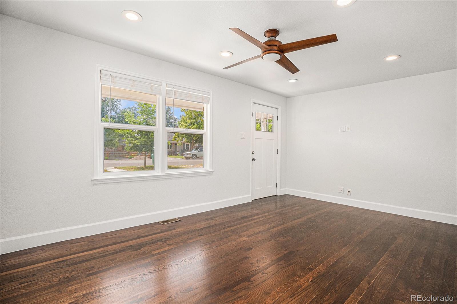 MLS Image #4 for 1764  oswego street,aurora, Colorado