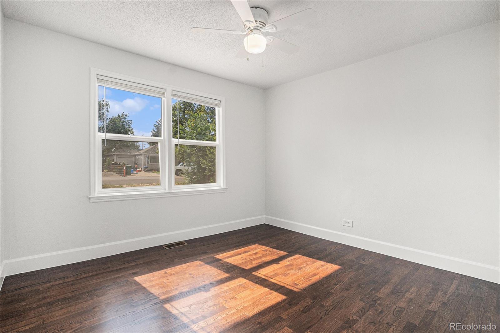 MLS Image #5 for 1764  oswego street,aurora, Colorado
