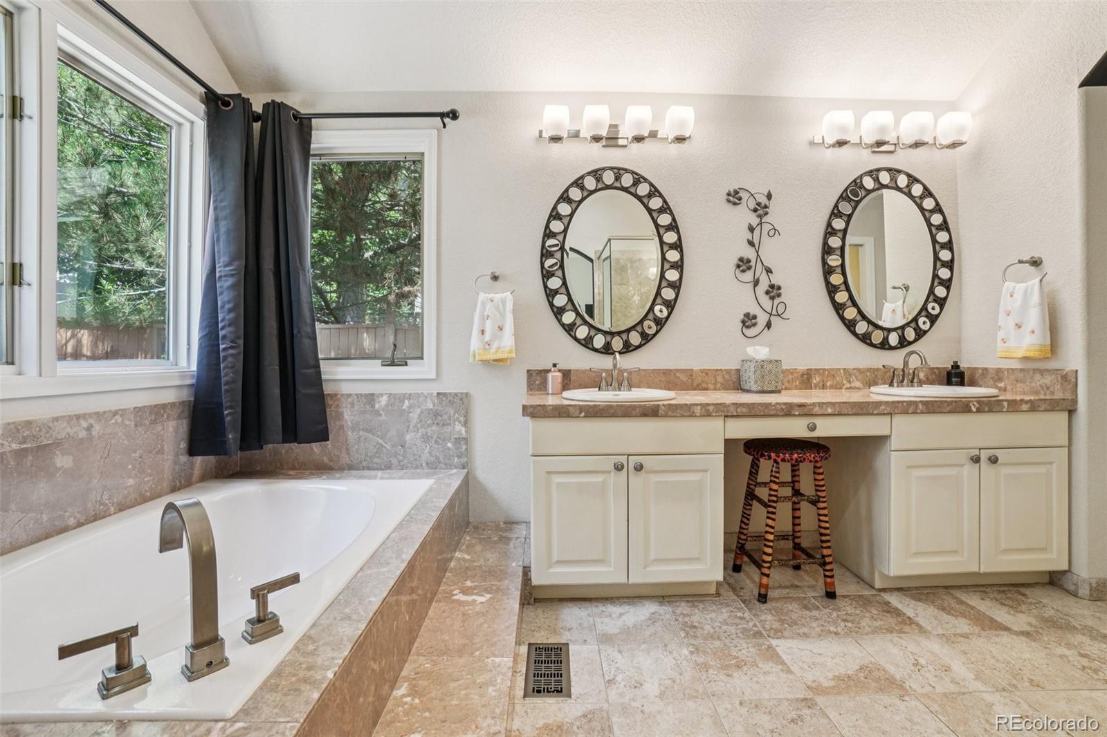 MLS Image #22 for 5564 s jasper way,centennial, Colorado