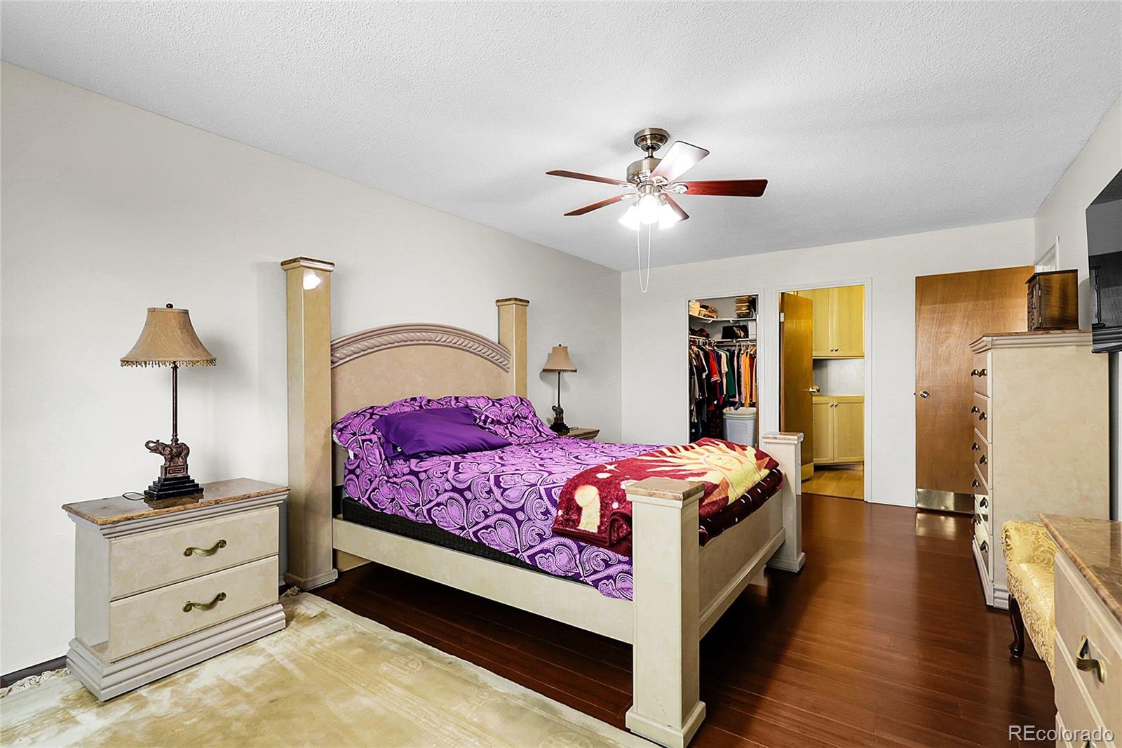 MLS Image #9 for 9335 e center avenue,denver, Colorado