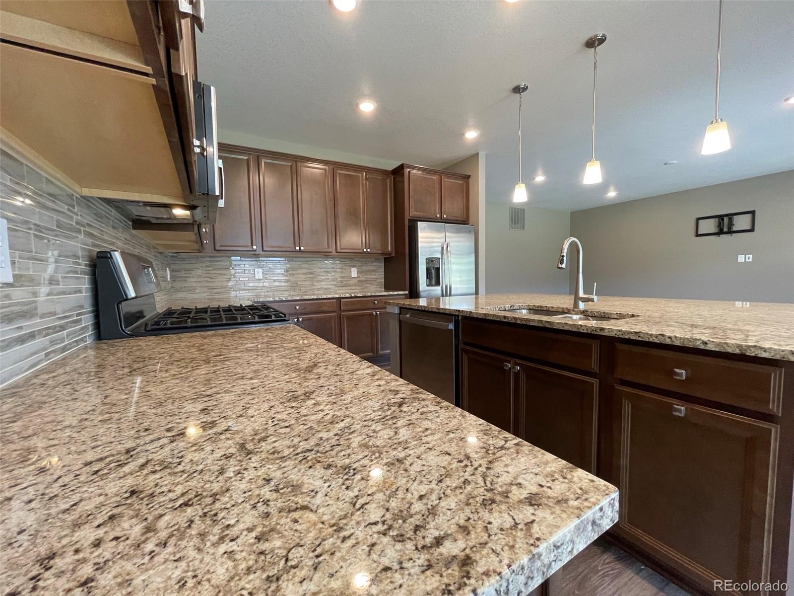 MLS Image #2 for 972  high point trail,elizabeth, Colorado