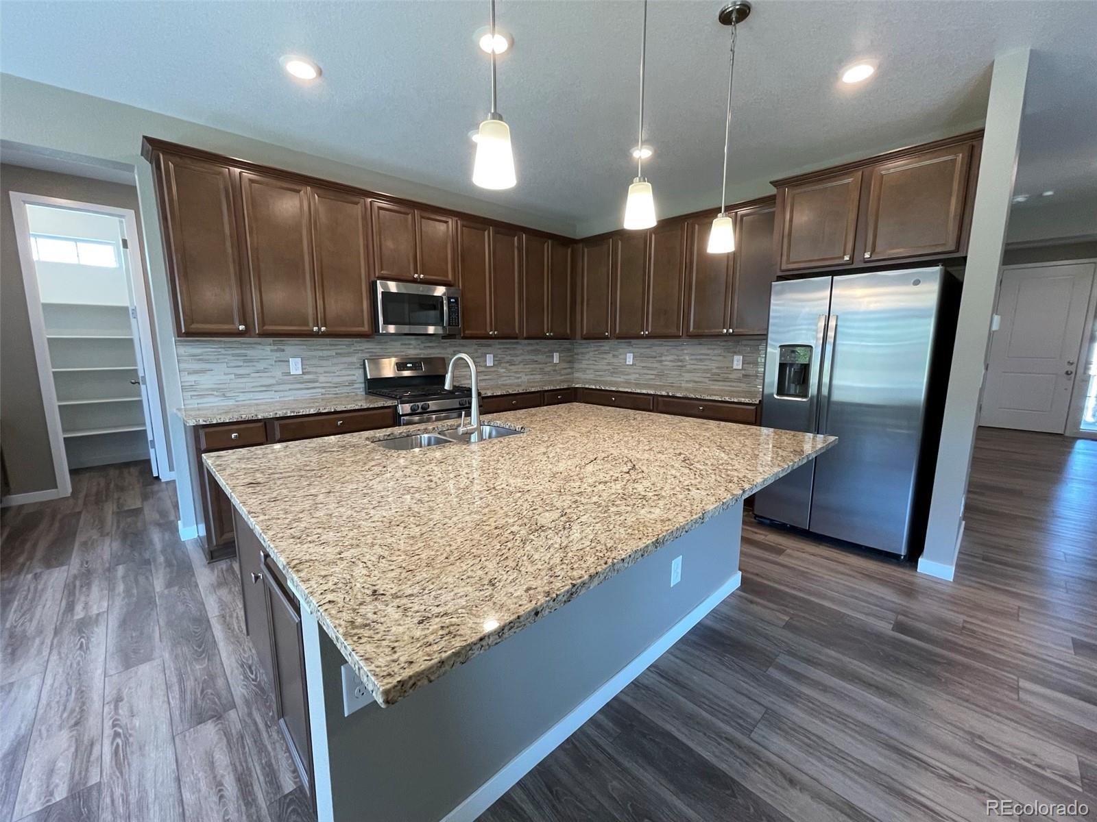 MLS Image #3 for 972  high point trail,elizabeth, Colorado