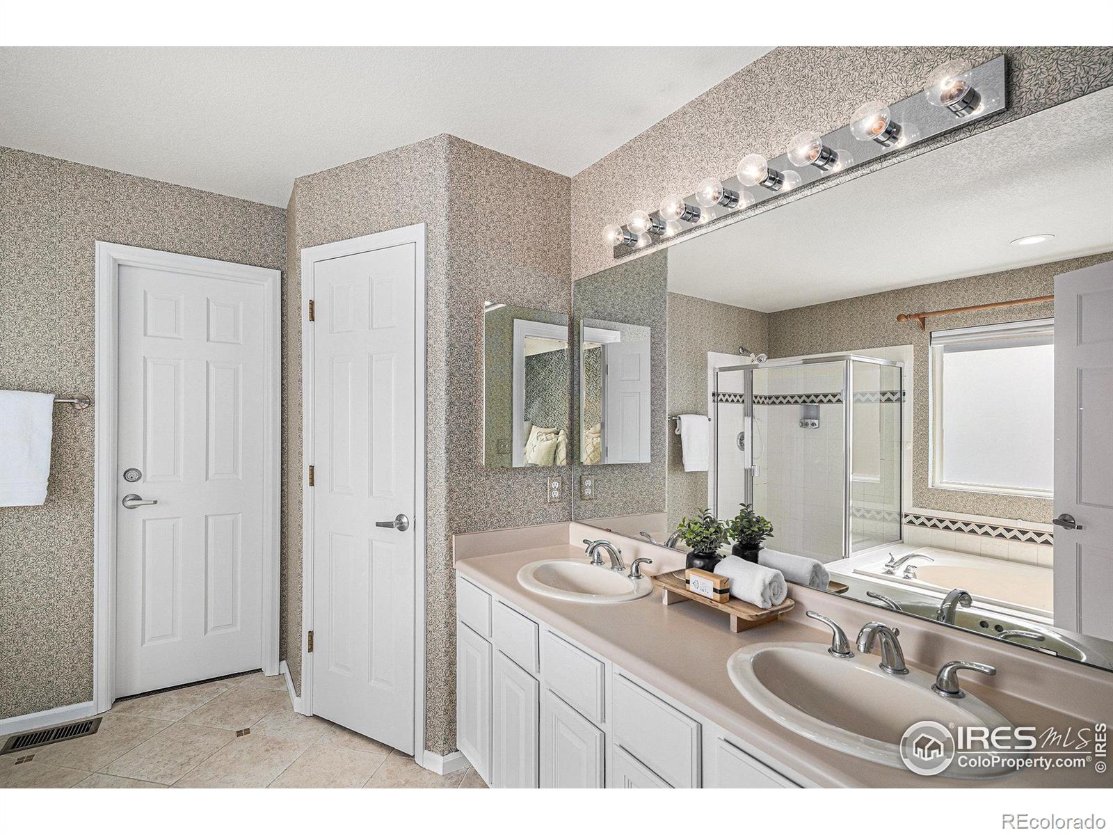 MLS Image #17 for 8825  fairview oaks place,lone tree, Colorado