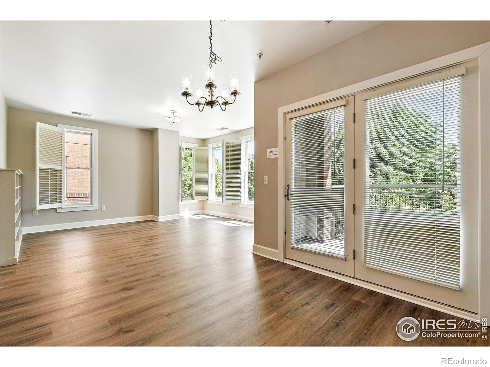 MLS Image #19 for 1631 n emerson street,denver, Colorado