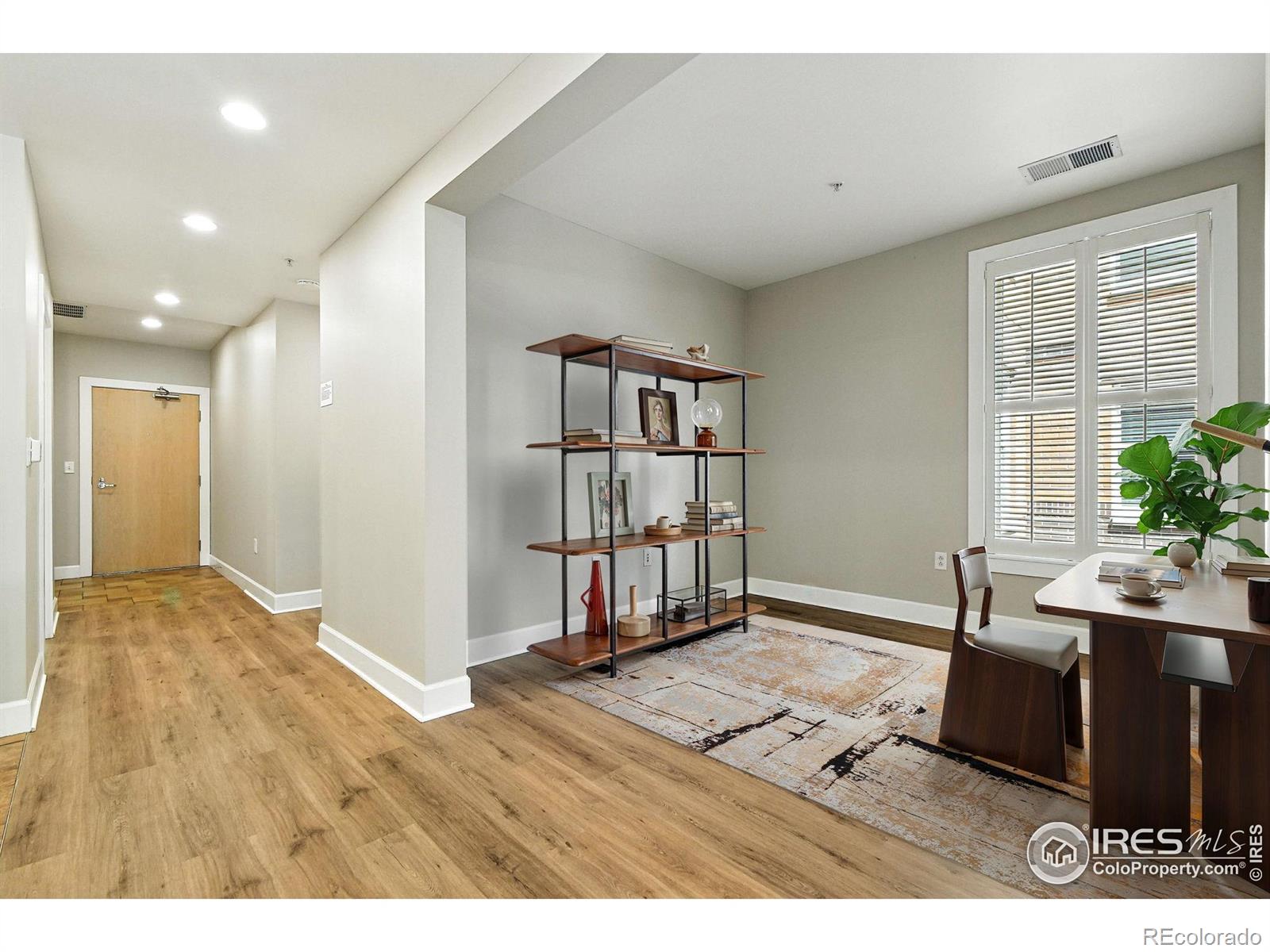 MLS Image #31 for 1631 n emerson street,denver, Colorado
