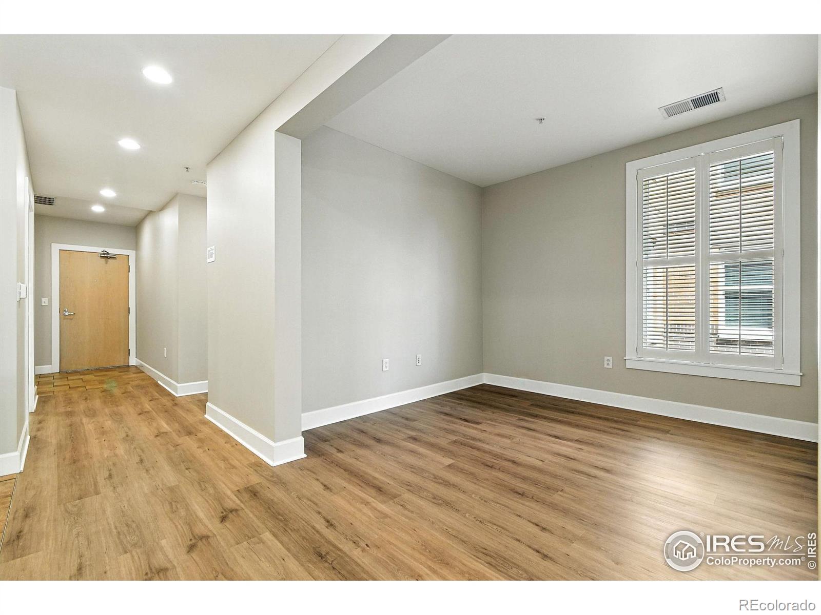 MLS Image #32 for 1631 n emerson street,denver, Colorado