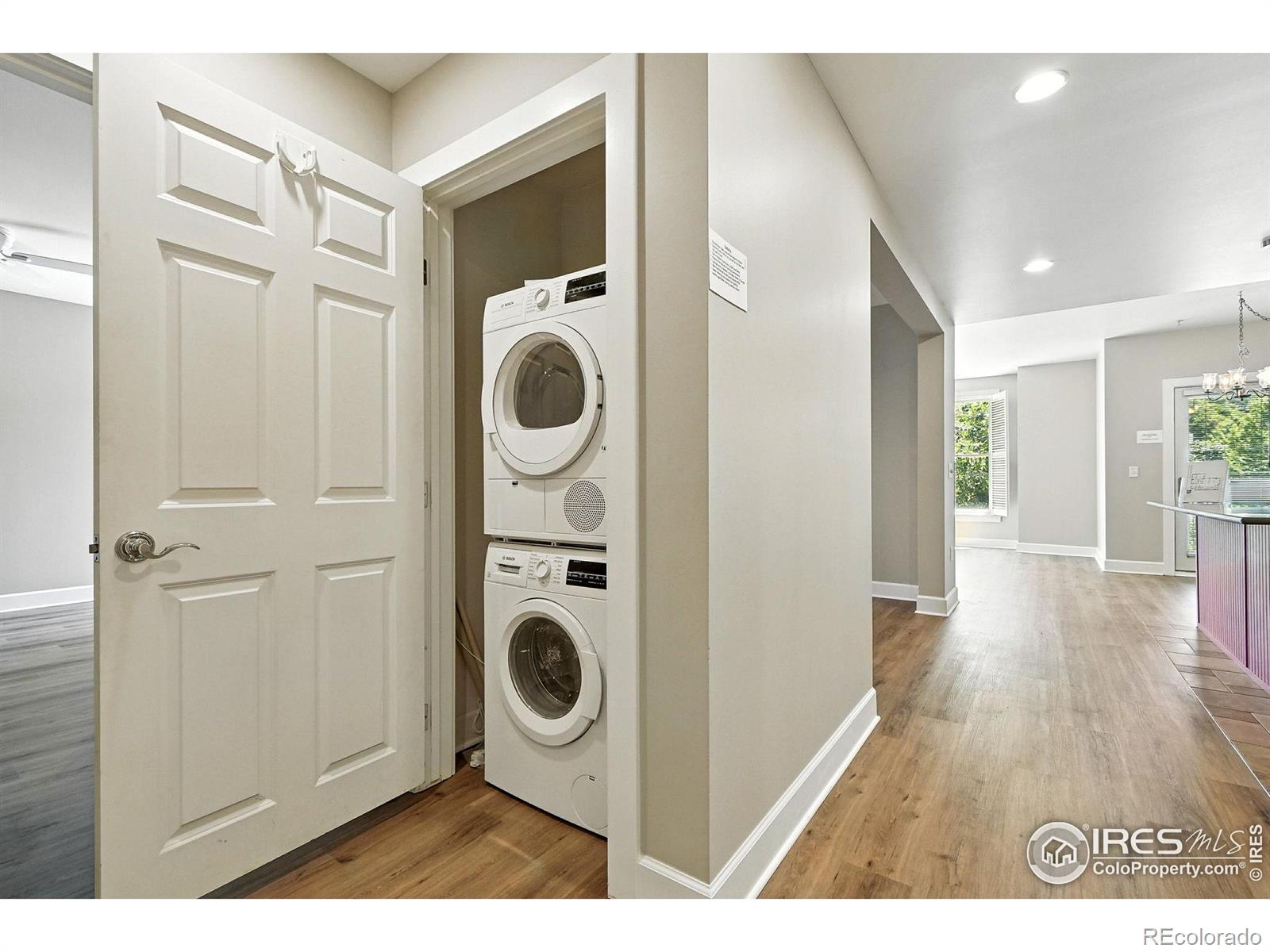 MLS Image #33 for 1631 n emerson street,denver, Colorado