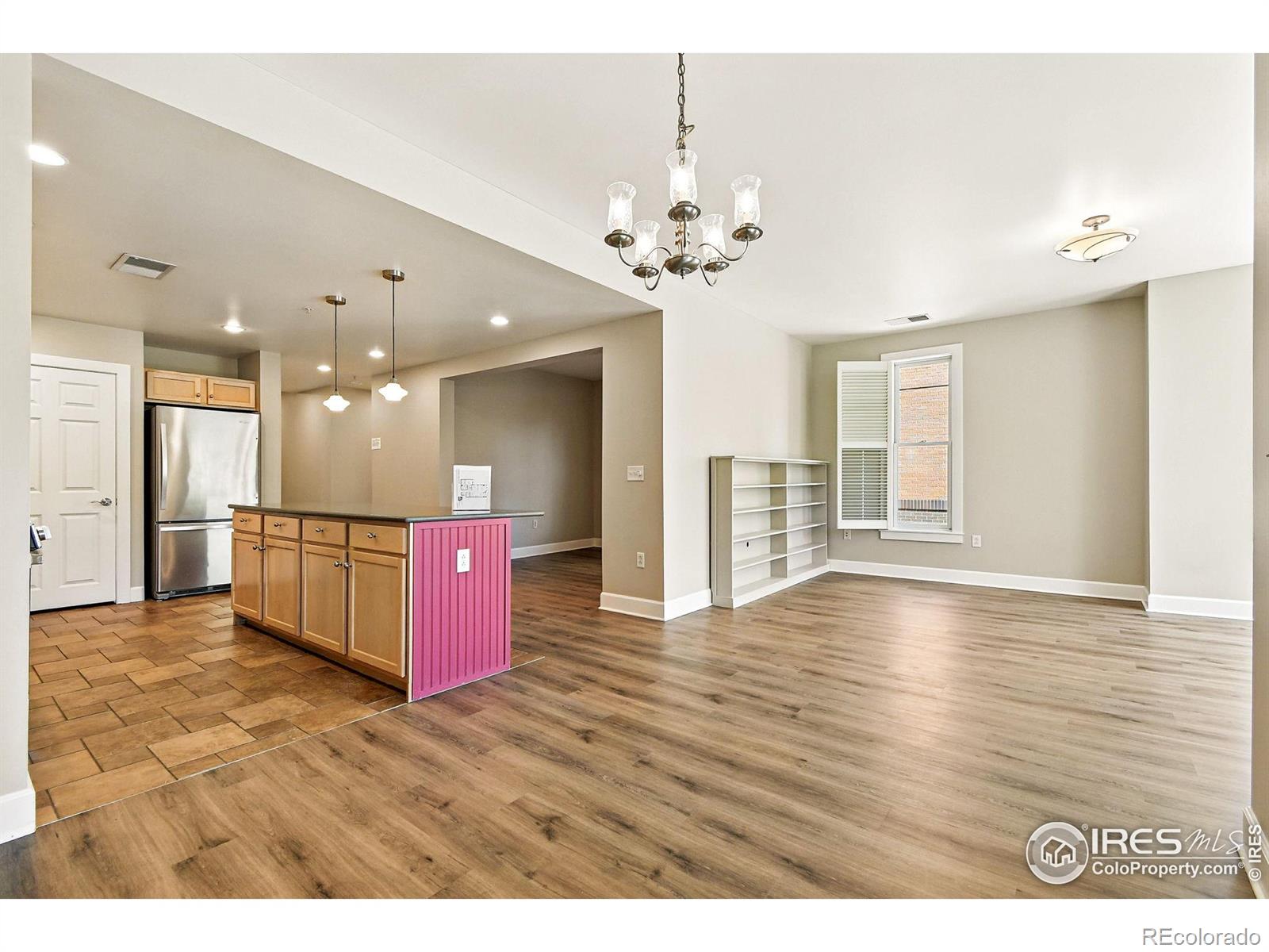 MLS Image #8 for 1631 n emerson street,denver, Colorado
