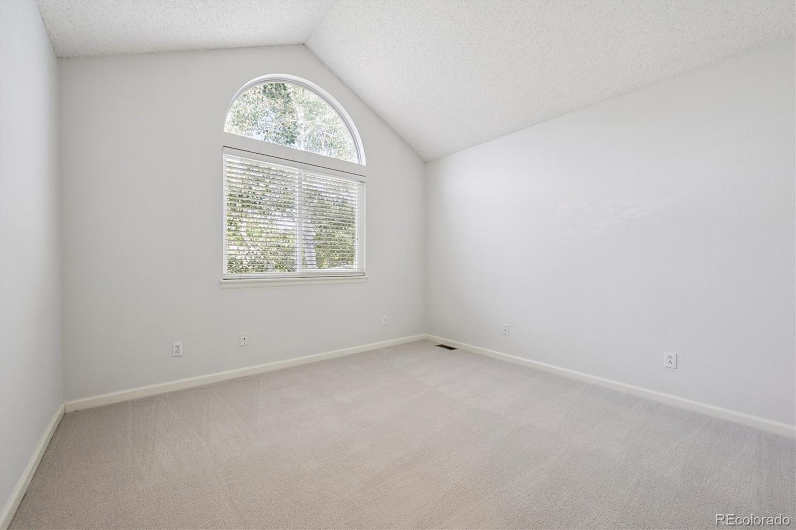 MLS Image #16 for 3314 s tulare court,denver, Colorado