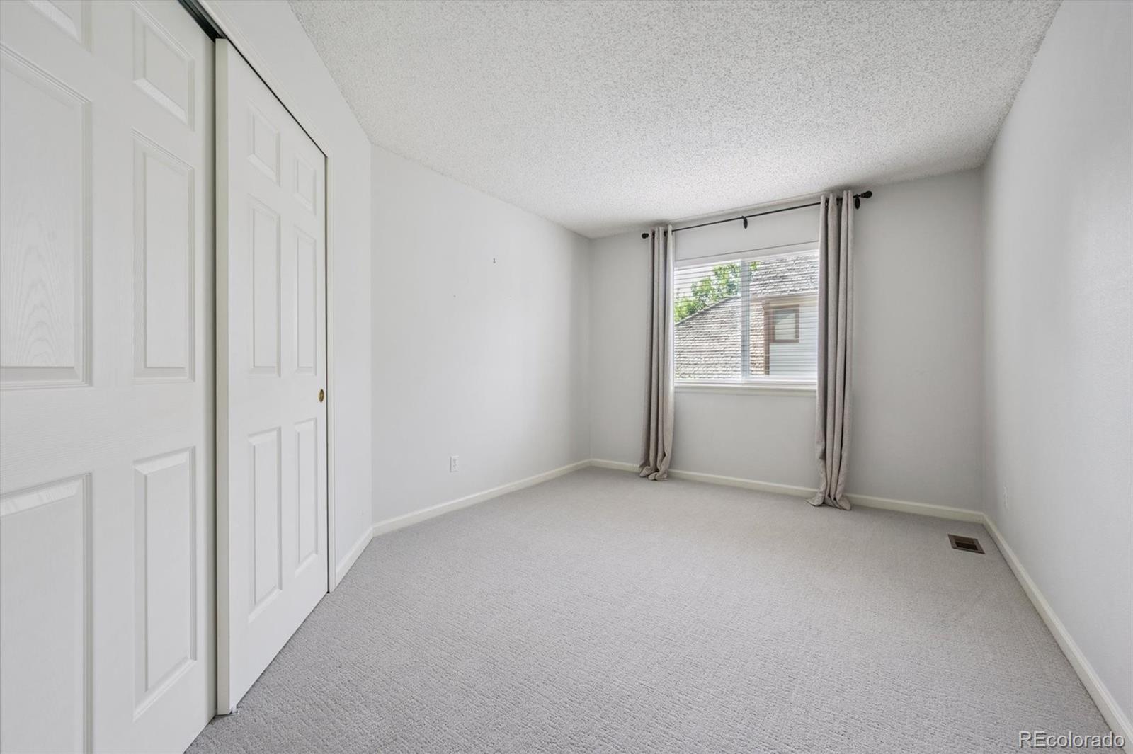 MLS Image #18 for 3314 s tulare court,denver, Colorado