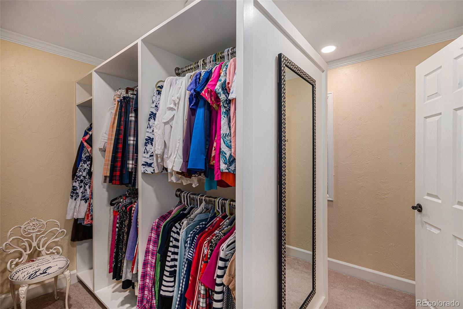 MLS Image #17 for 1040 s dayton street,denver, Colorado