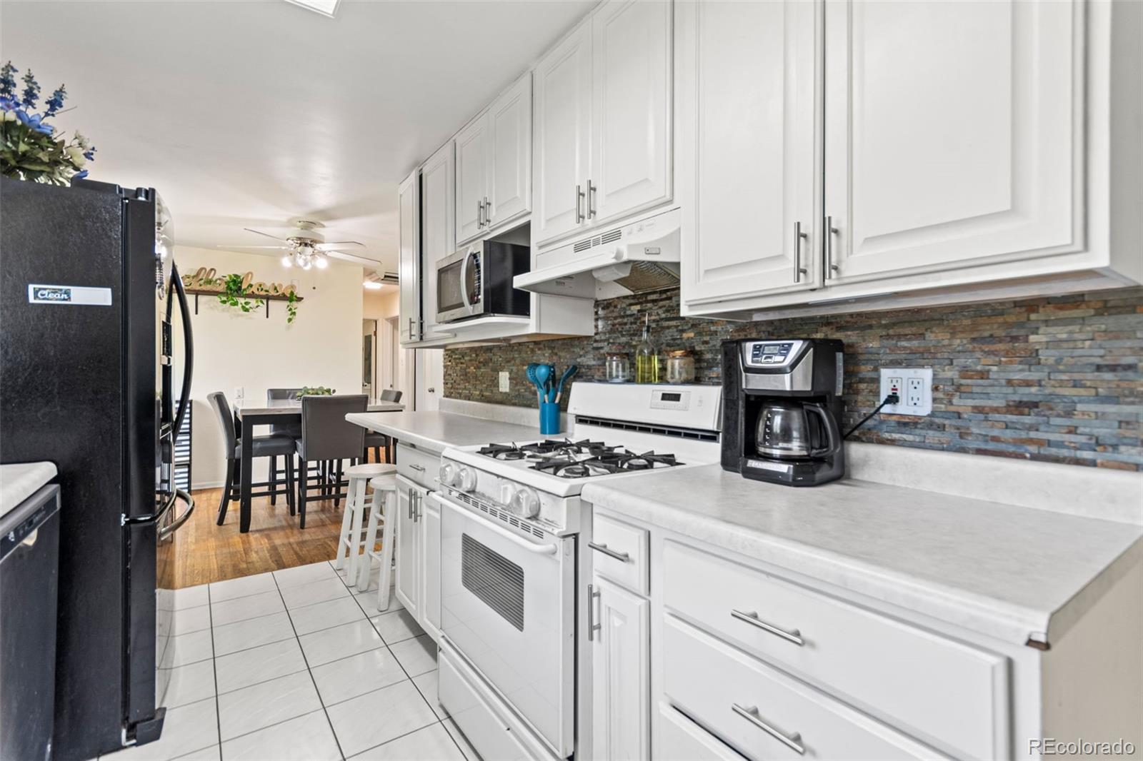 MLS Image #7 for 3397 w tanforan drive,englewood, Colorado