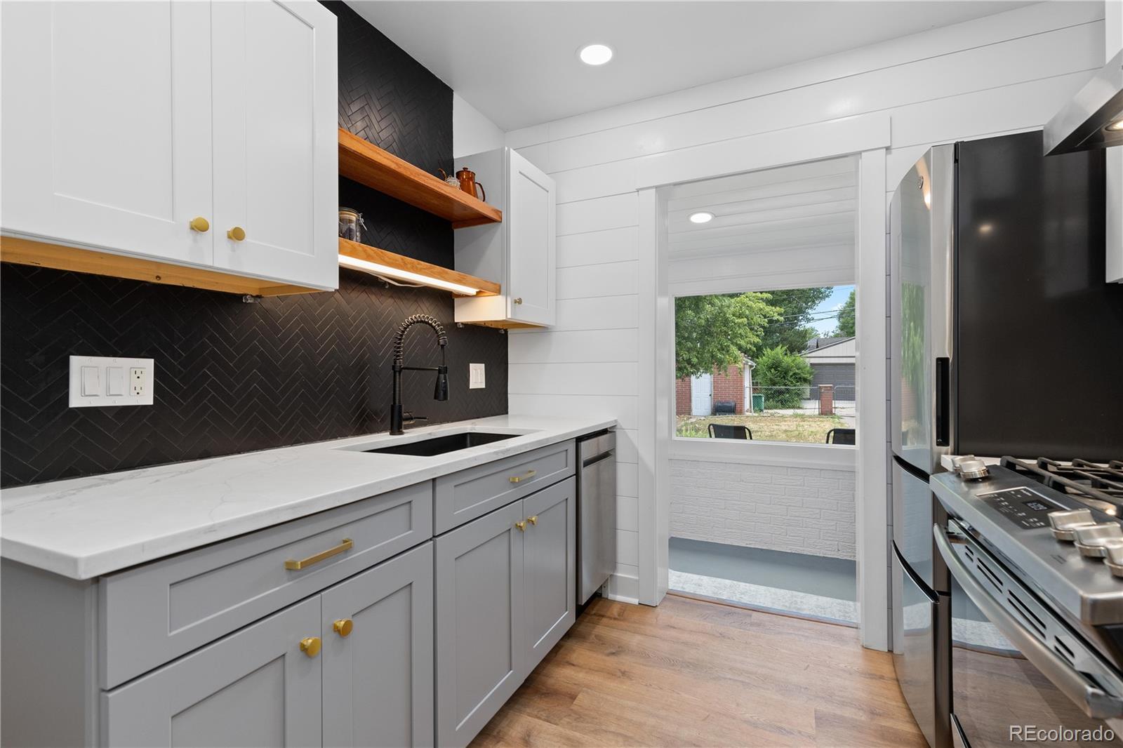 MLS Image #6 for 5072  newton street,denver, Colorado