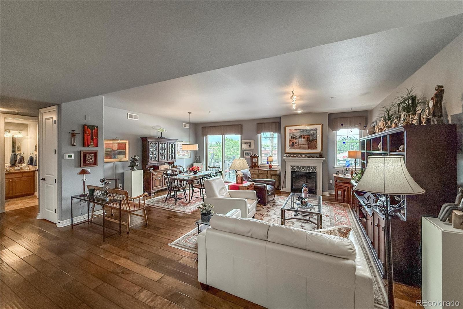 MLS Image #10 for 5592 s nevada street,littleton, Colorado