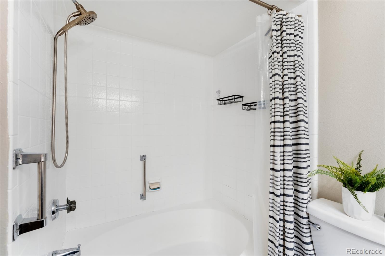 MLS Image #17 for 12476 w nevada place,lakewood, Colorado