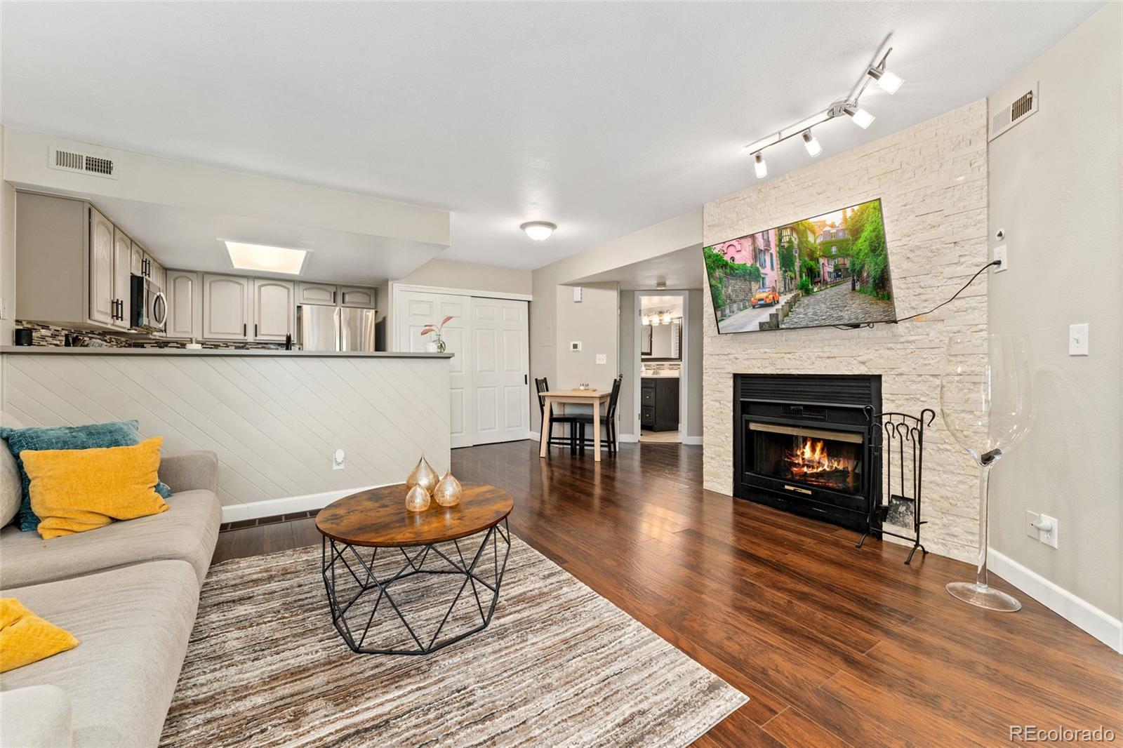MLS Image #5 for 12476 w nevada place,lakewood, Colorado