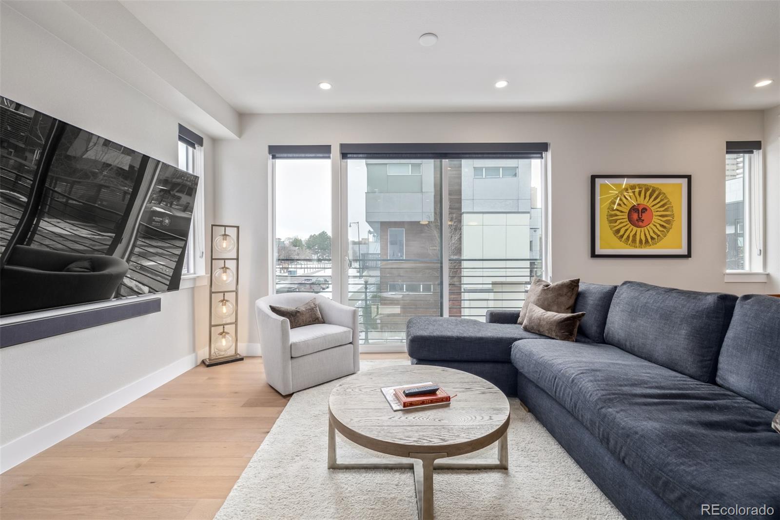 MLS Image #15 for 2350  tremont place,denver, Colorado
