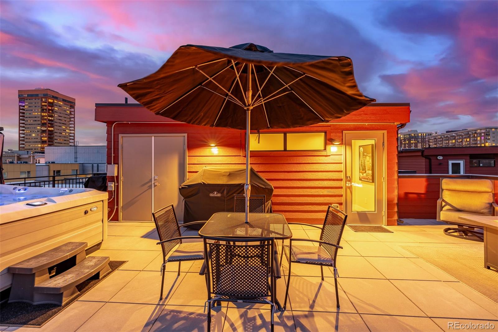 MLS Image #4 for 2350  tremont place,denver, Colorado