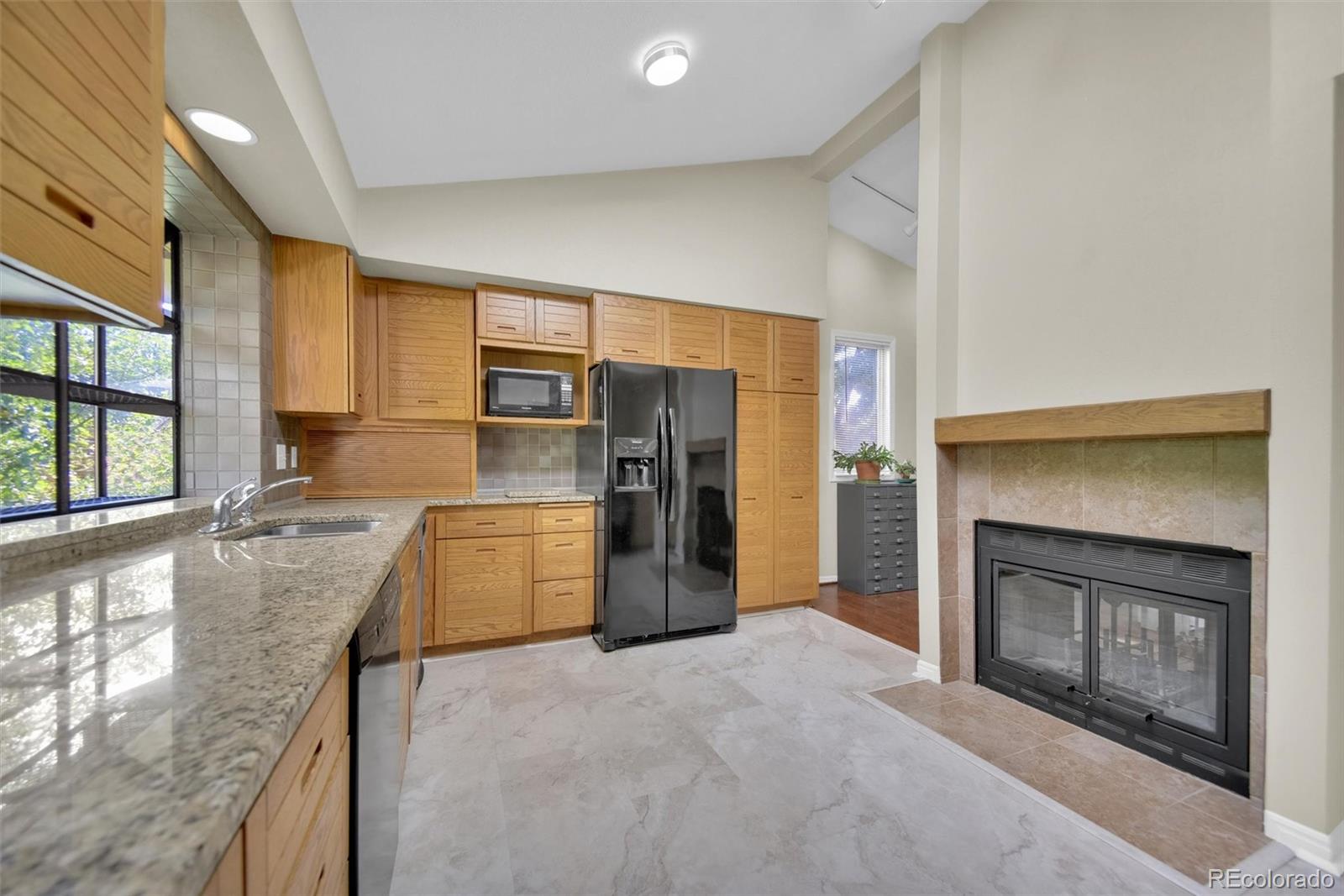 MLS Image #11 for 2460 s moline way,aurora, Colorado
