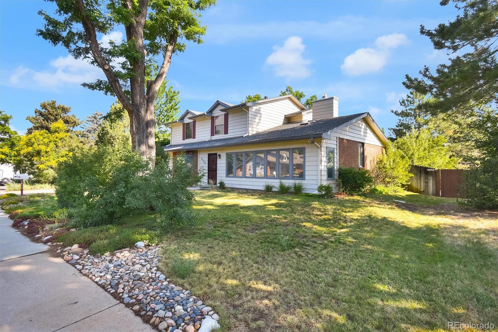 MLS Image #2 for 2460 s moline way,aurora, Colorado