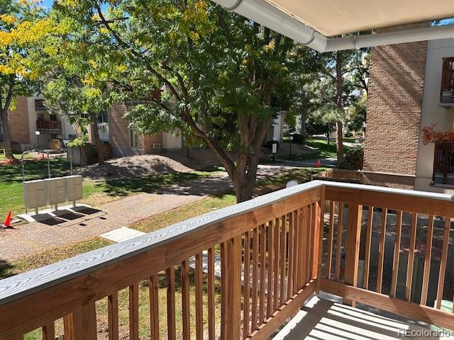 MLS Image #3 for 2835 s monaco parkway 1-202,denver, Colorado