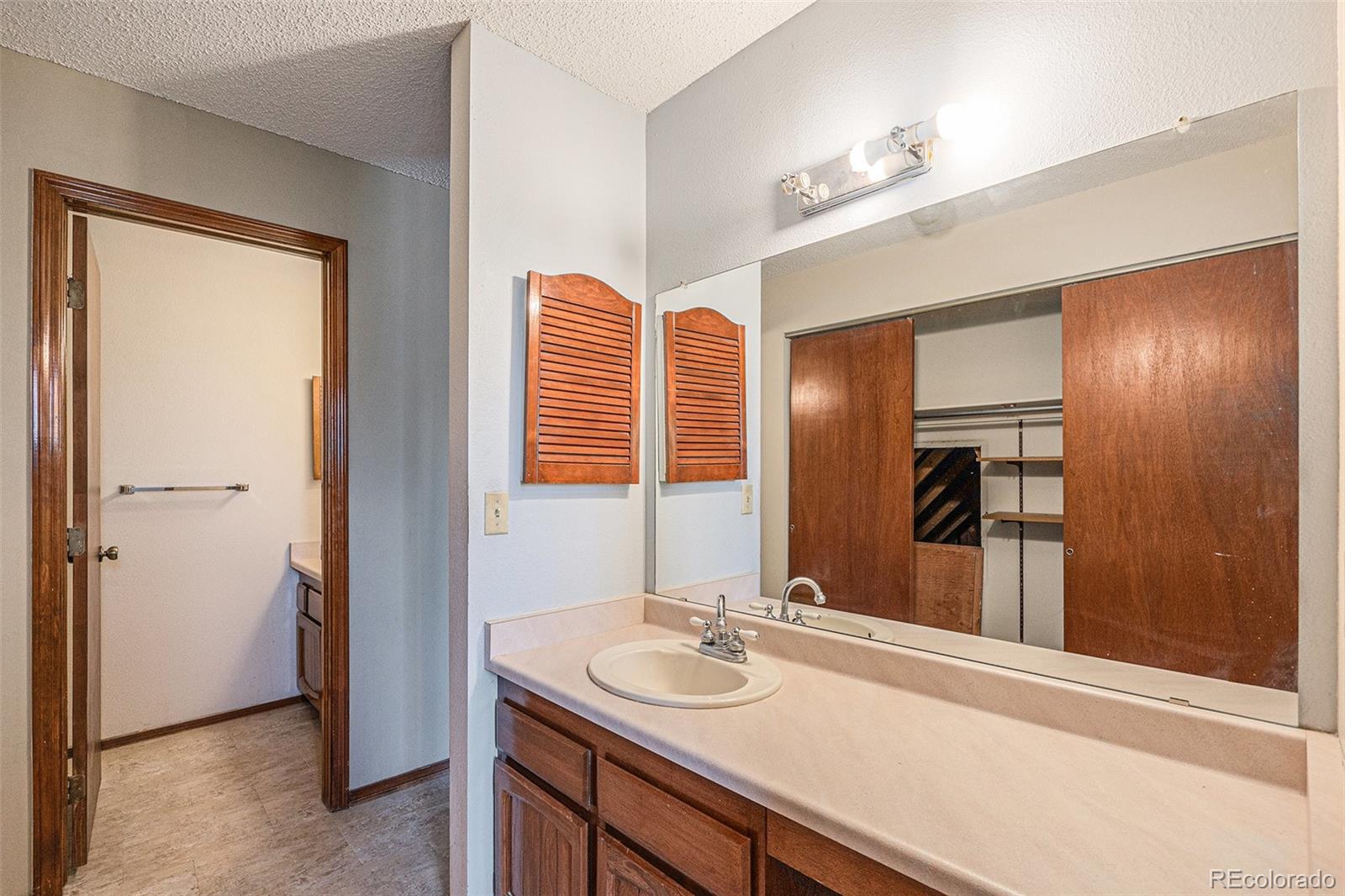 MLS Image #11 for 17583 e belleview place,centennial, Colorado