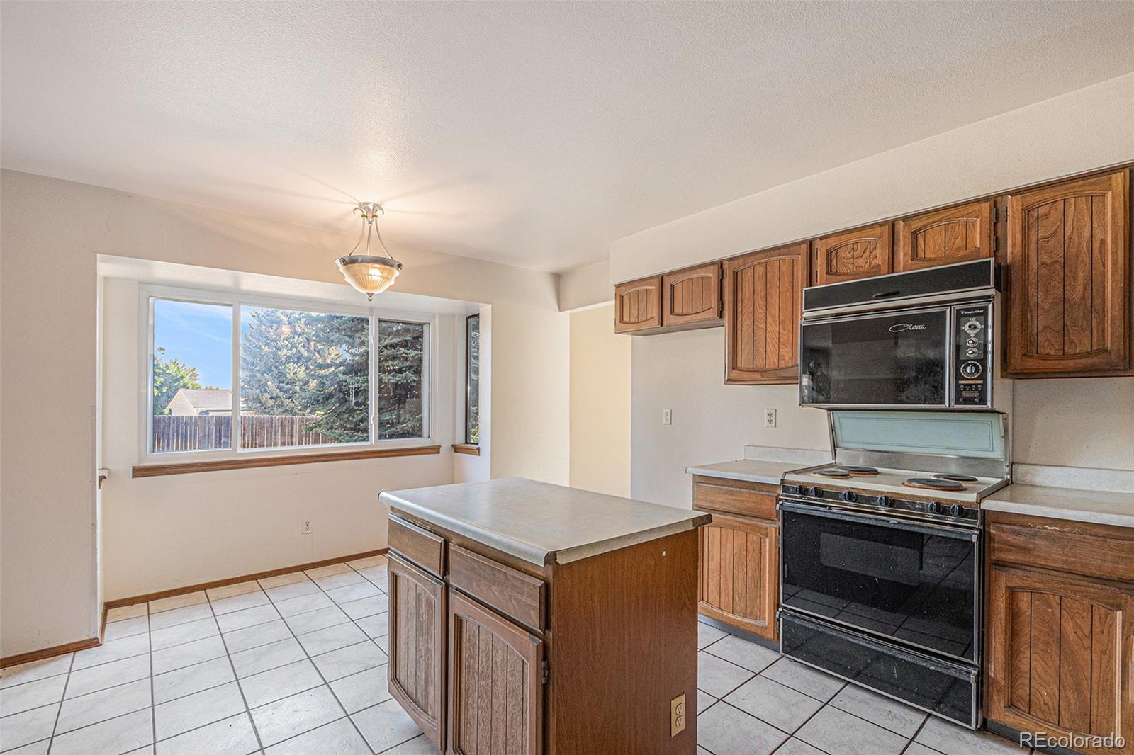 MLS Image #9 for 17583 e belleview place,centennial, Colorado