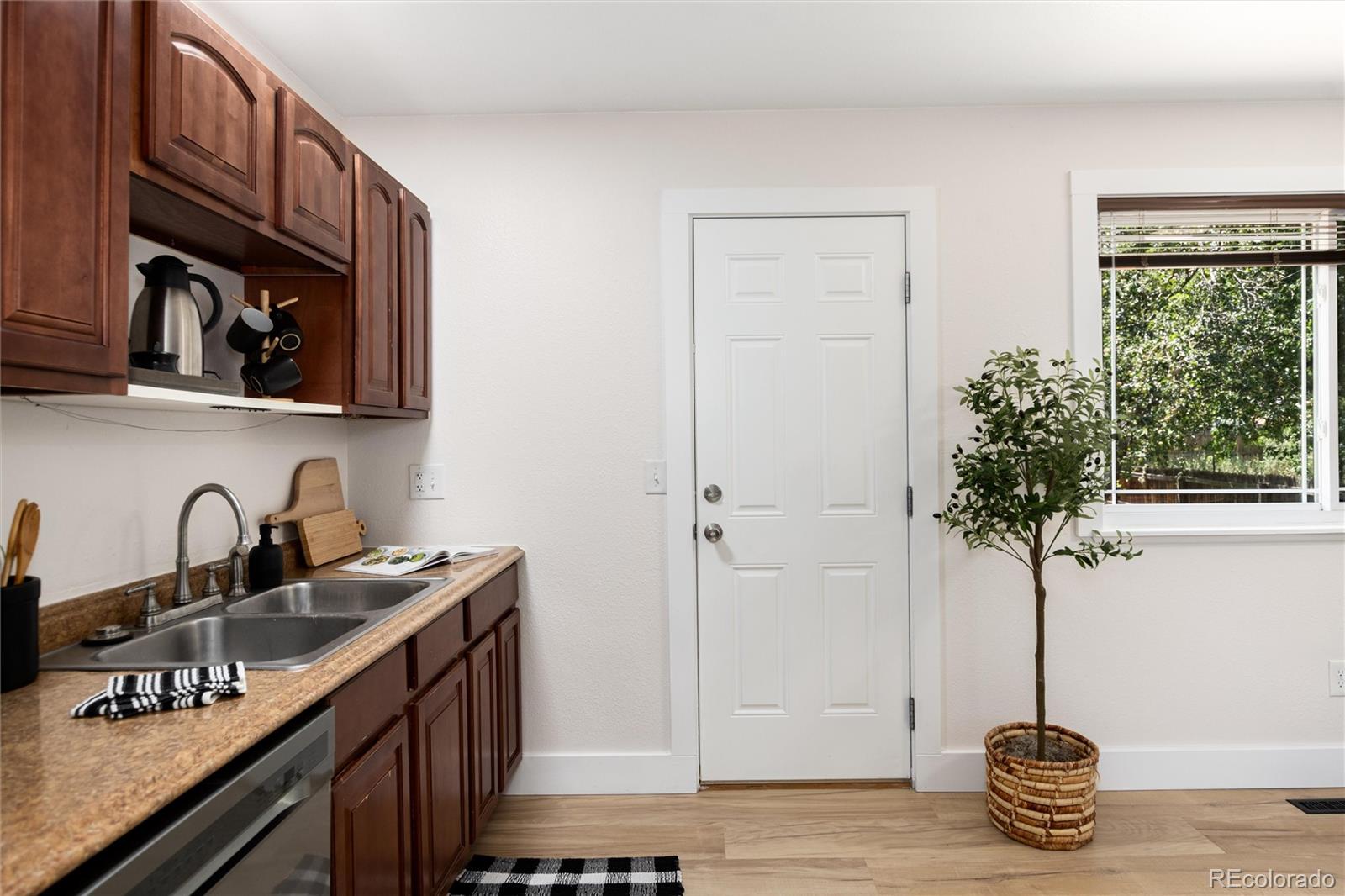 MLS Image #8 for 18930 w 60th place,golden, Colorado