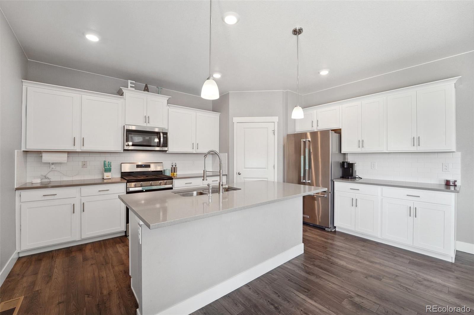 MLS Image #3 for 2128  dexter street,mead, Colorado