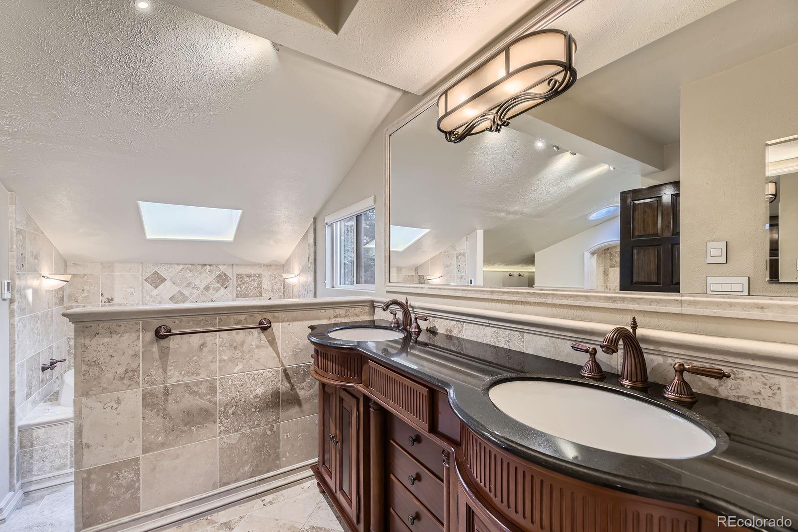 MLS Image #12 for 10783 e berry avenue,englewood, Colorado