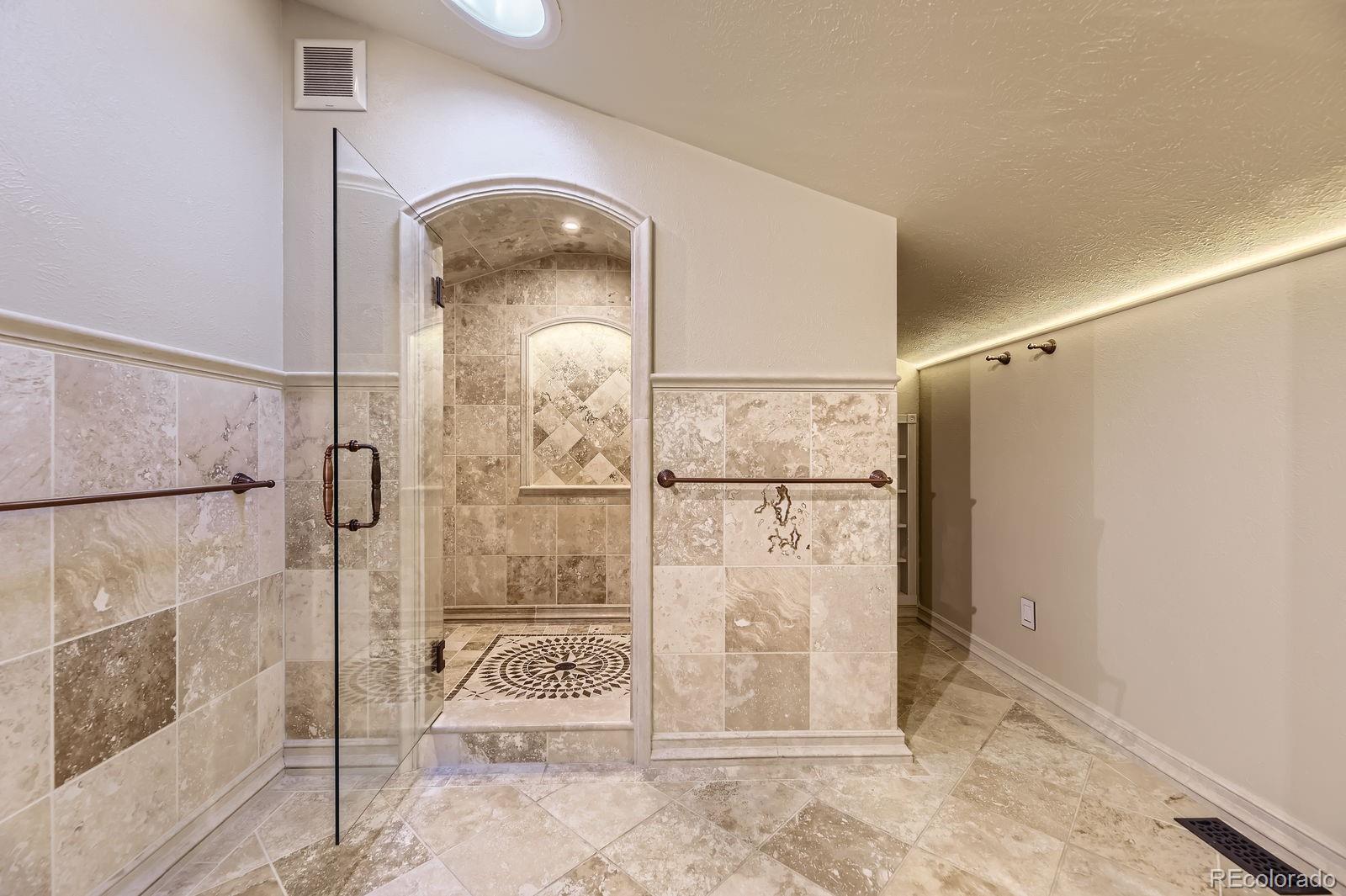 MLS Image #16 for 10783 e berry avenue,englewood, Colorado