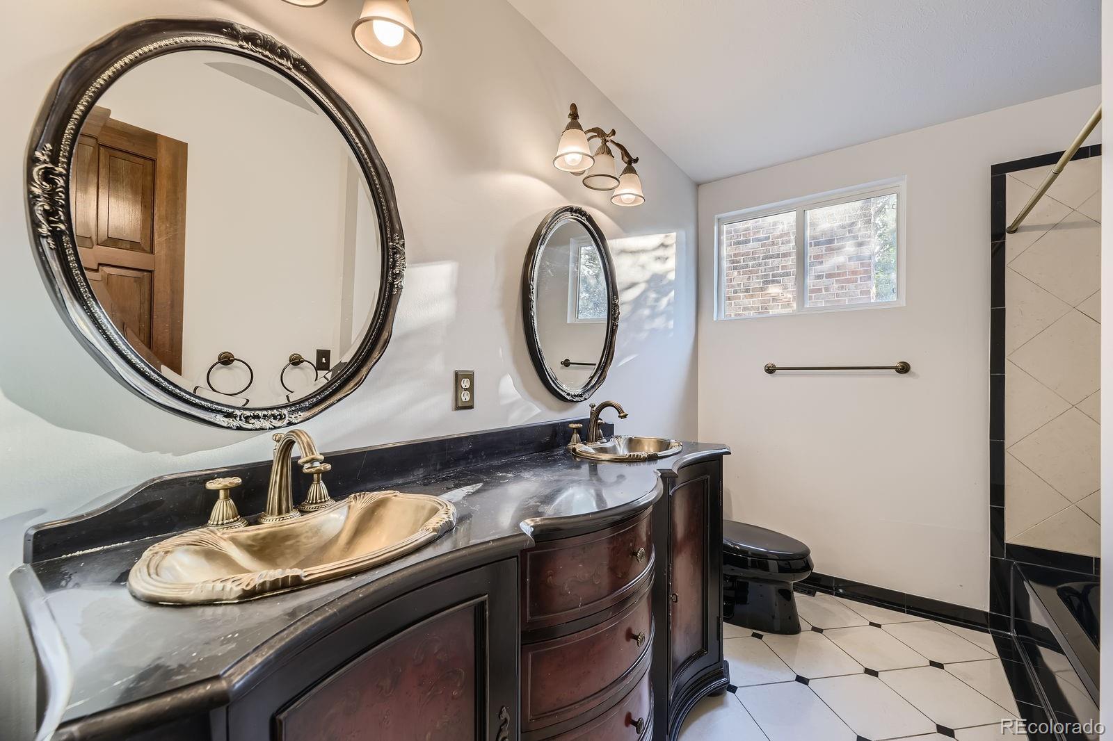 MLS Image #18 for 10783 e berry avenue,englewood, Colorado
