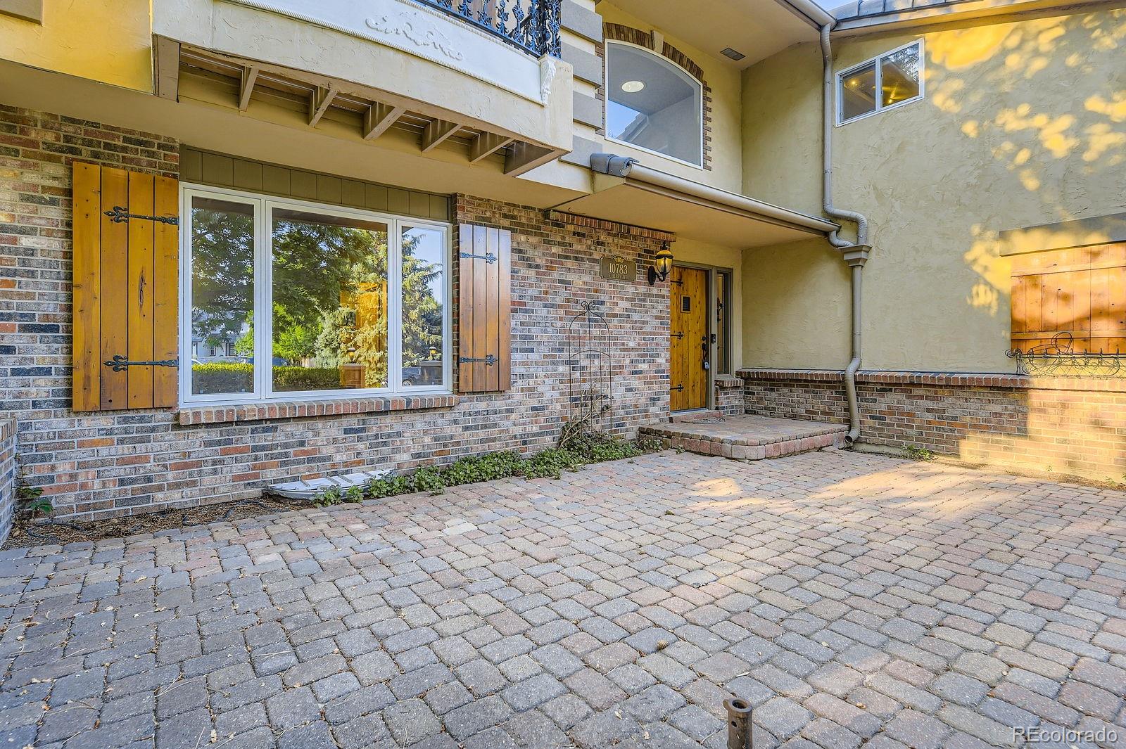 MLS Image #2 for 10783 e berry avenue,englewood, Colorado