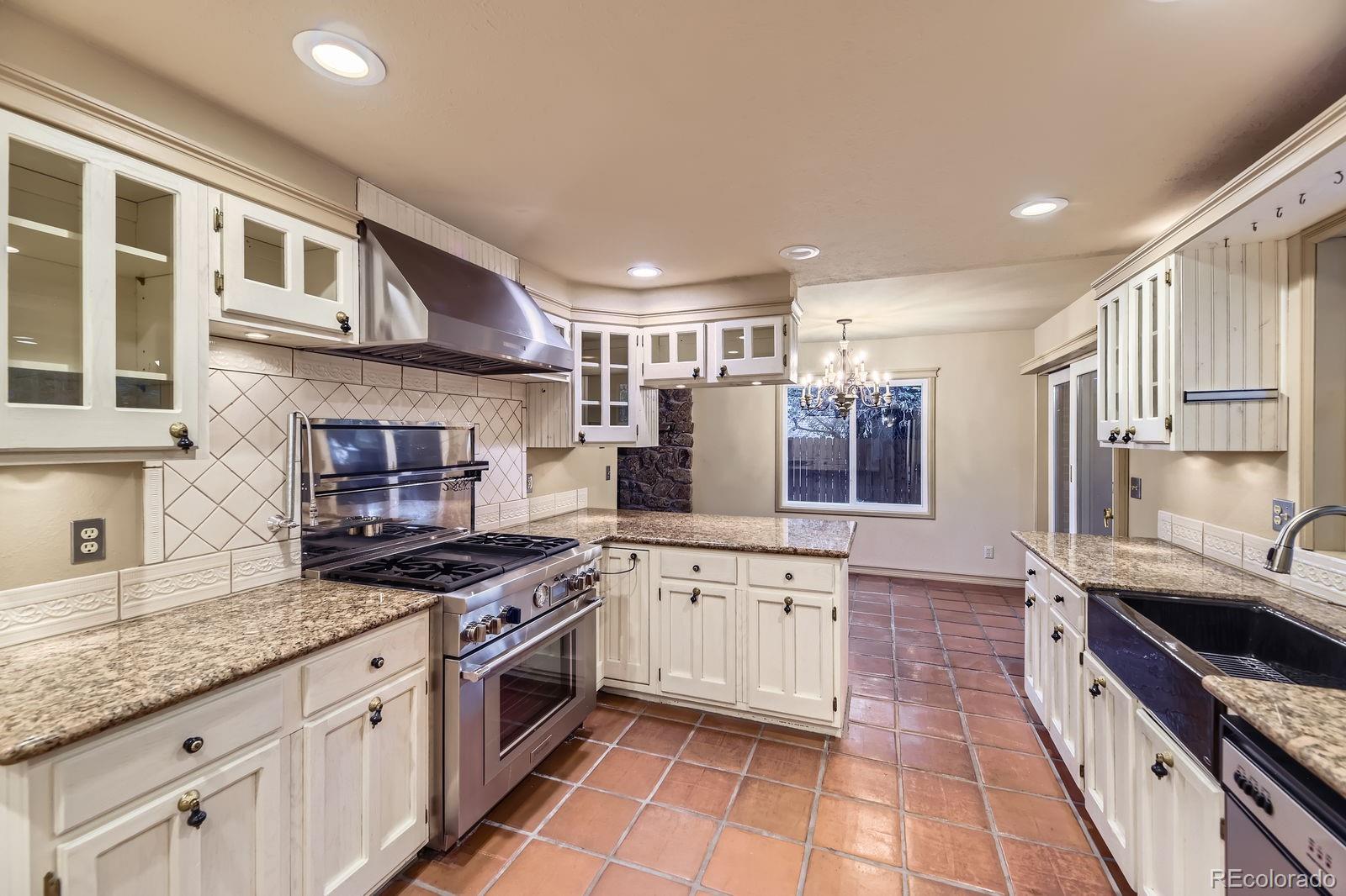 MLS Image #7 for 10783 e berry avenue,englewood, Colorado